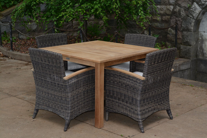 Three Birds Casual Newport