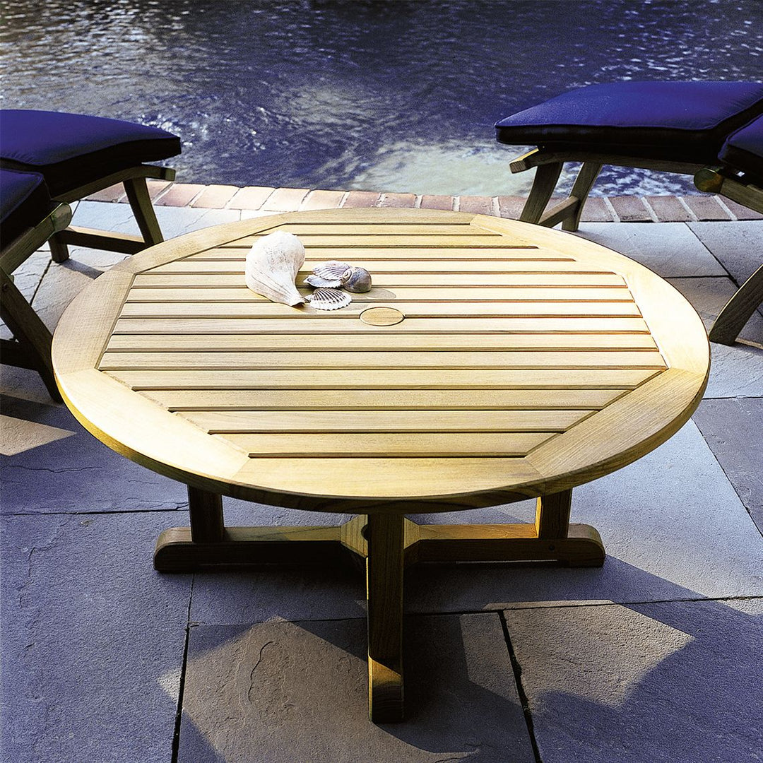 Essex 35" Coffee Table W/Umbrella Hole