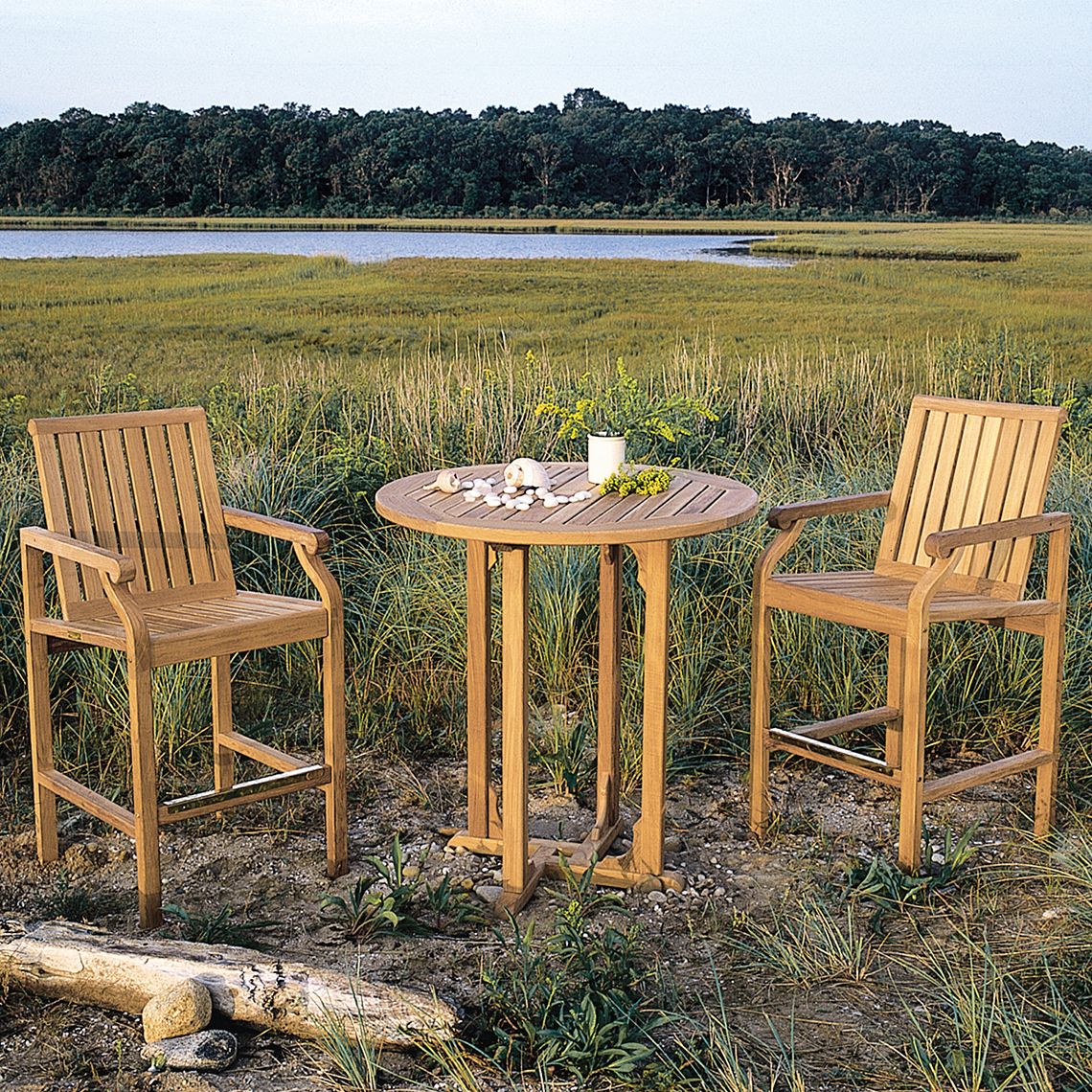 Kingsley Bate St. Tropez Teak Bar Chair and Essex Bar Table