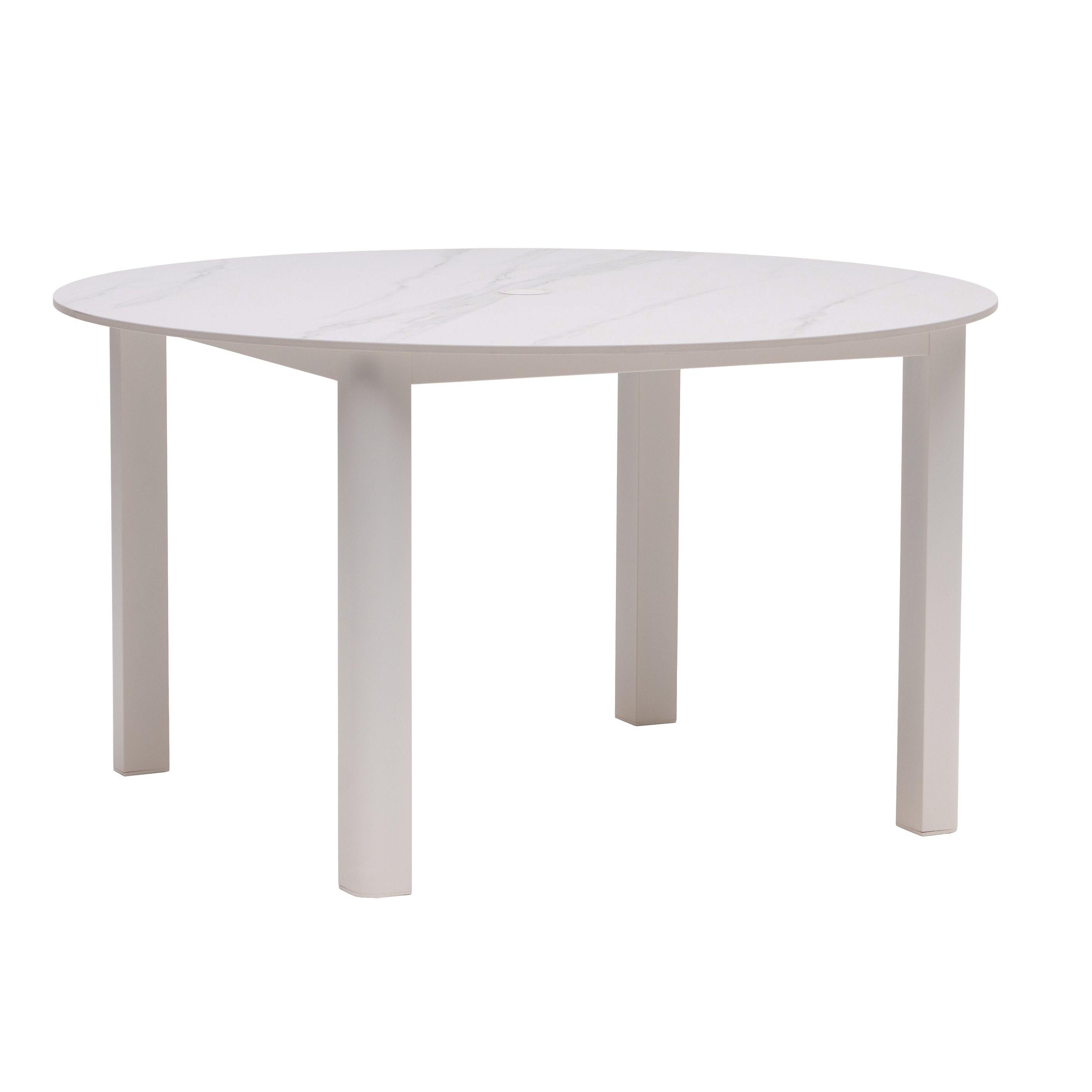 ratana-hampshire-54-inch-round-dining-table-with-umbrella-hole-1