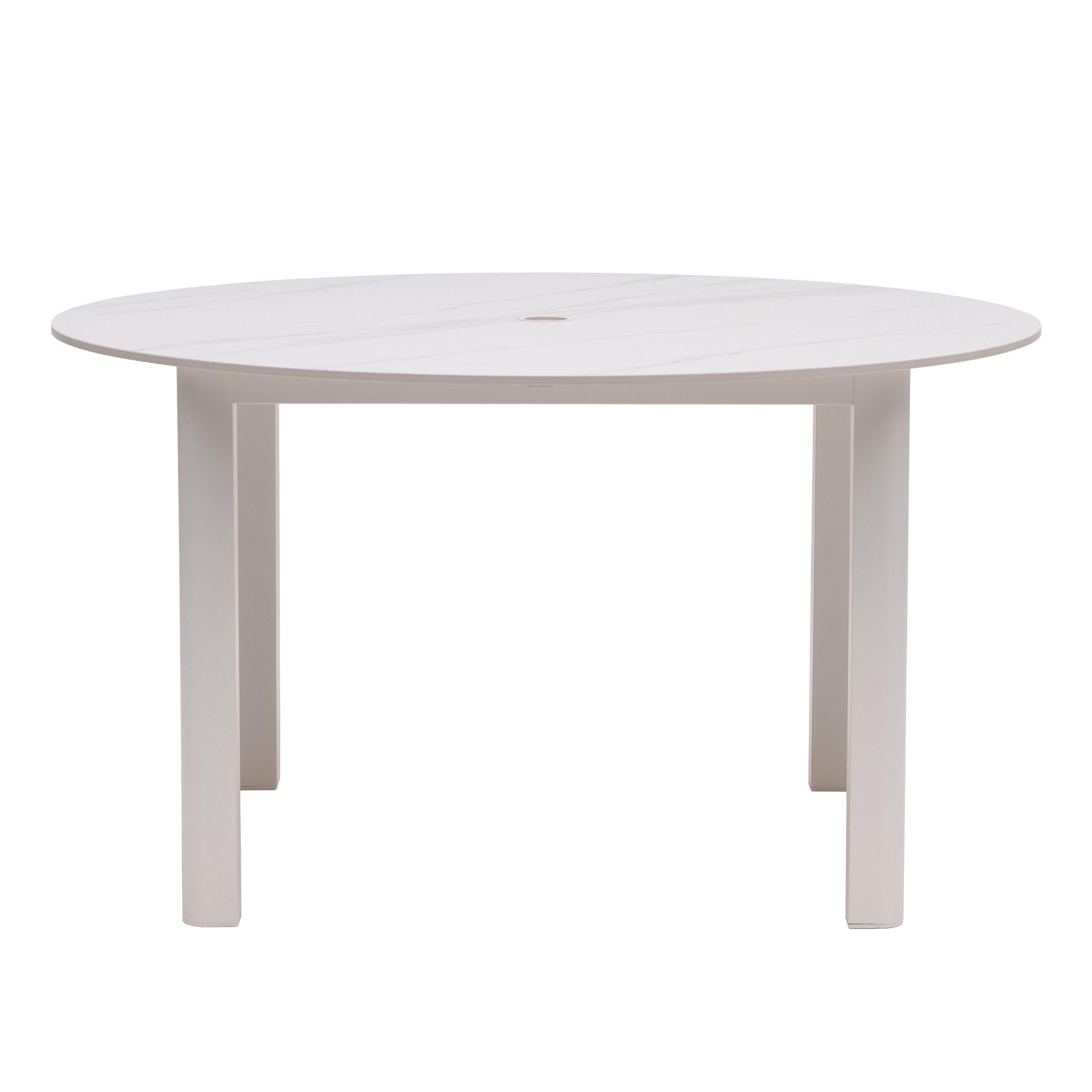 ratana-hampshire-54-inch-round-dining-table-with-umbrella-hole-4