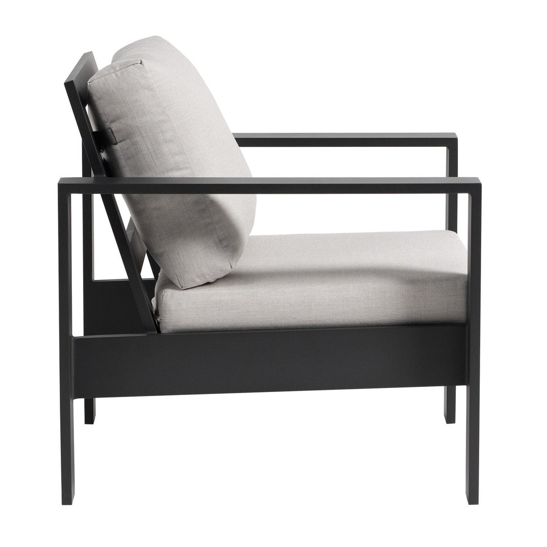 ratana-vienna-club-chair-3