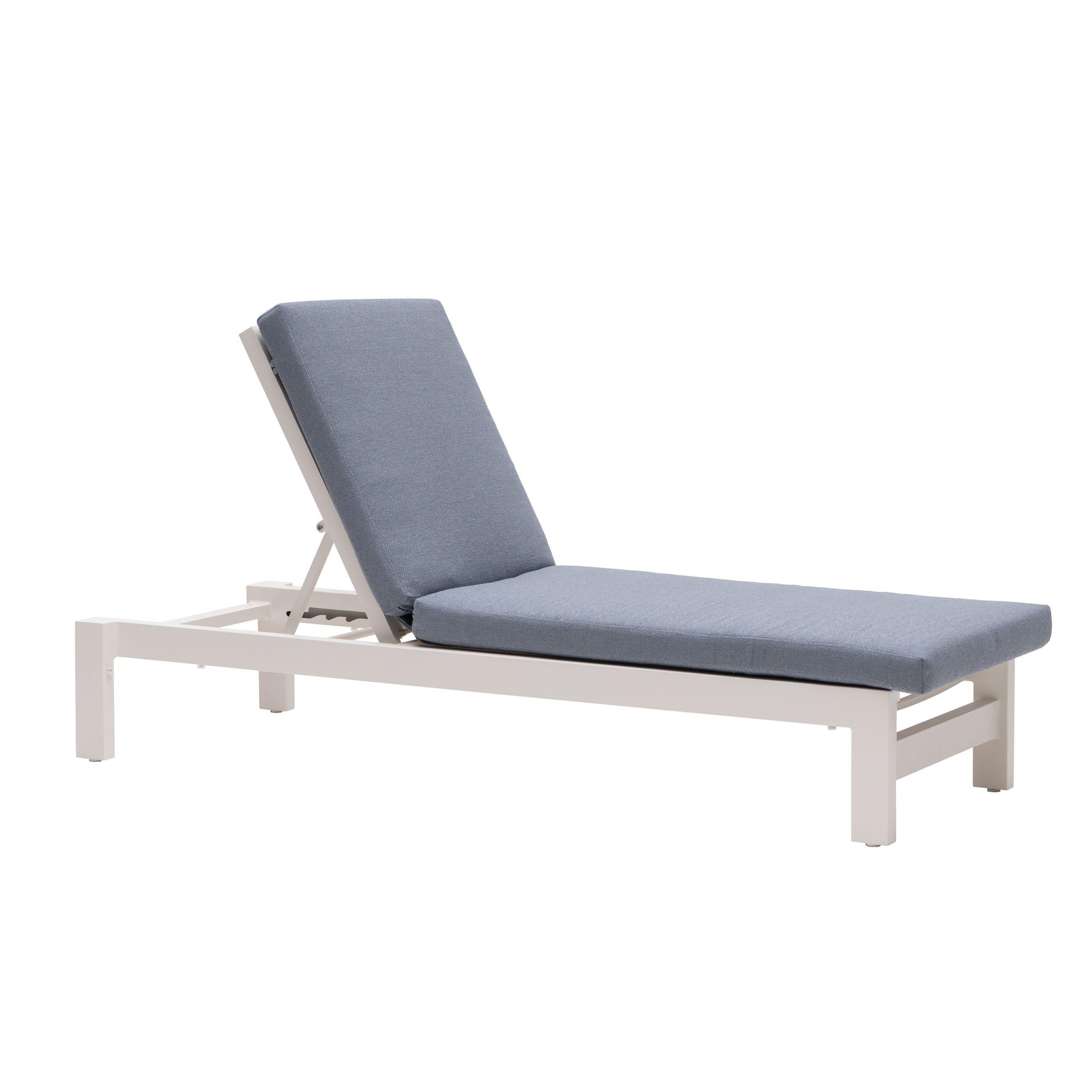 ratana-vienna-adjustable-chaise-lounger-22