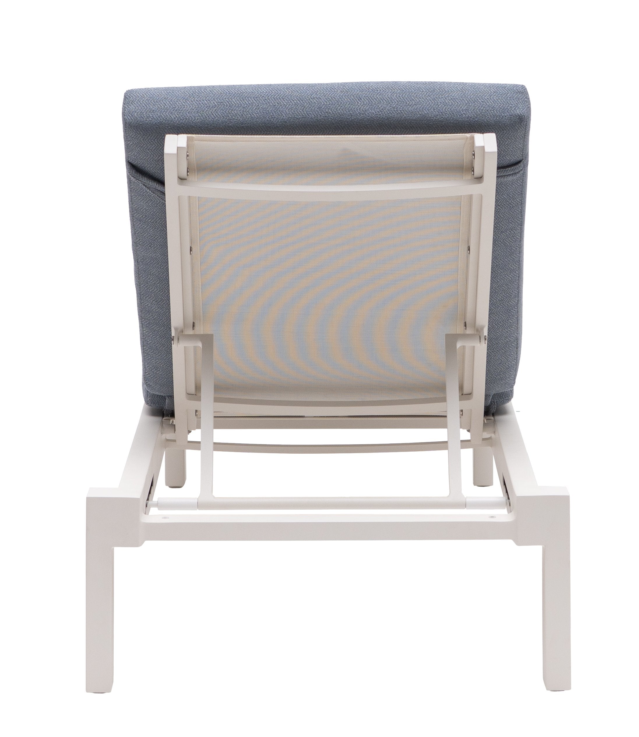 ratana-vienna-adjustable-chaise-lounger-31