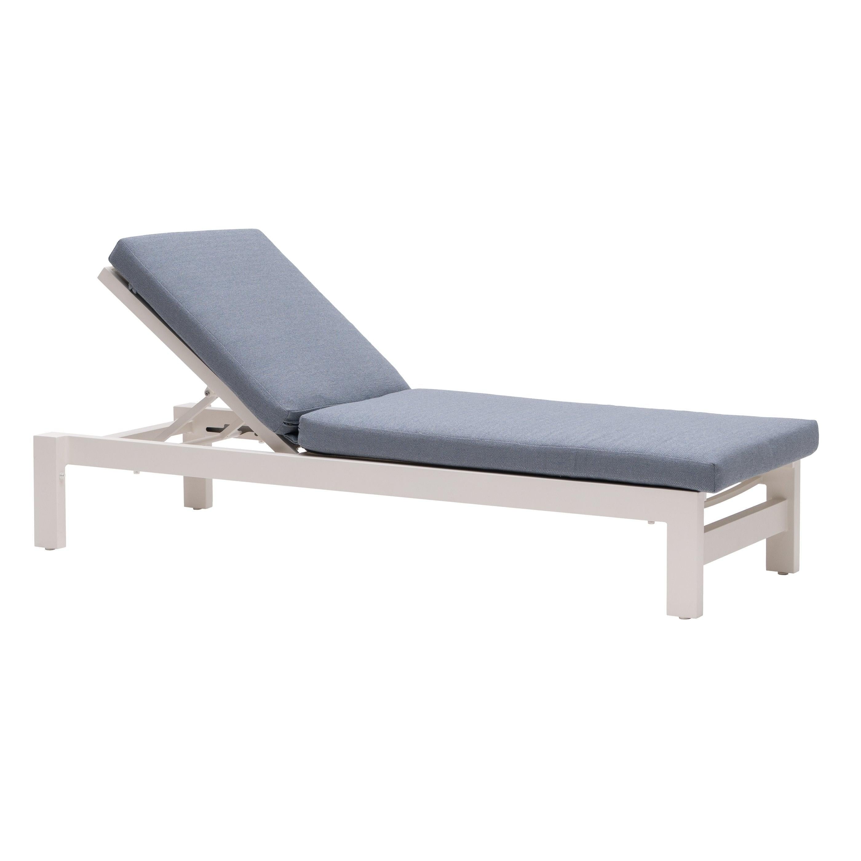 ratana-vienna-adjustable-chaise-lounger-36