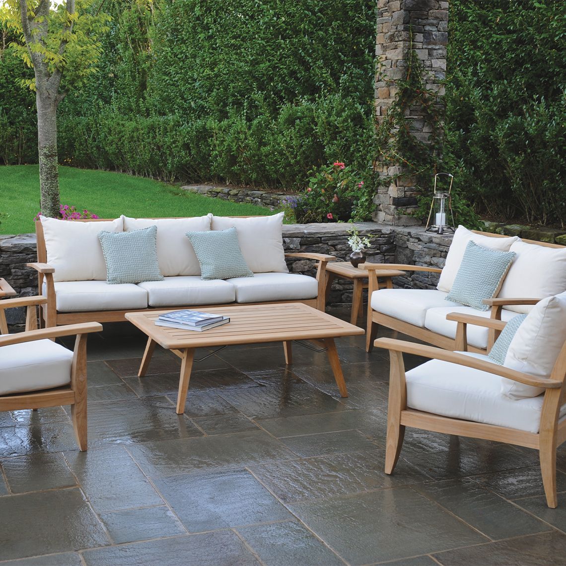 Ipanema Deep Seating Sofa