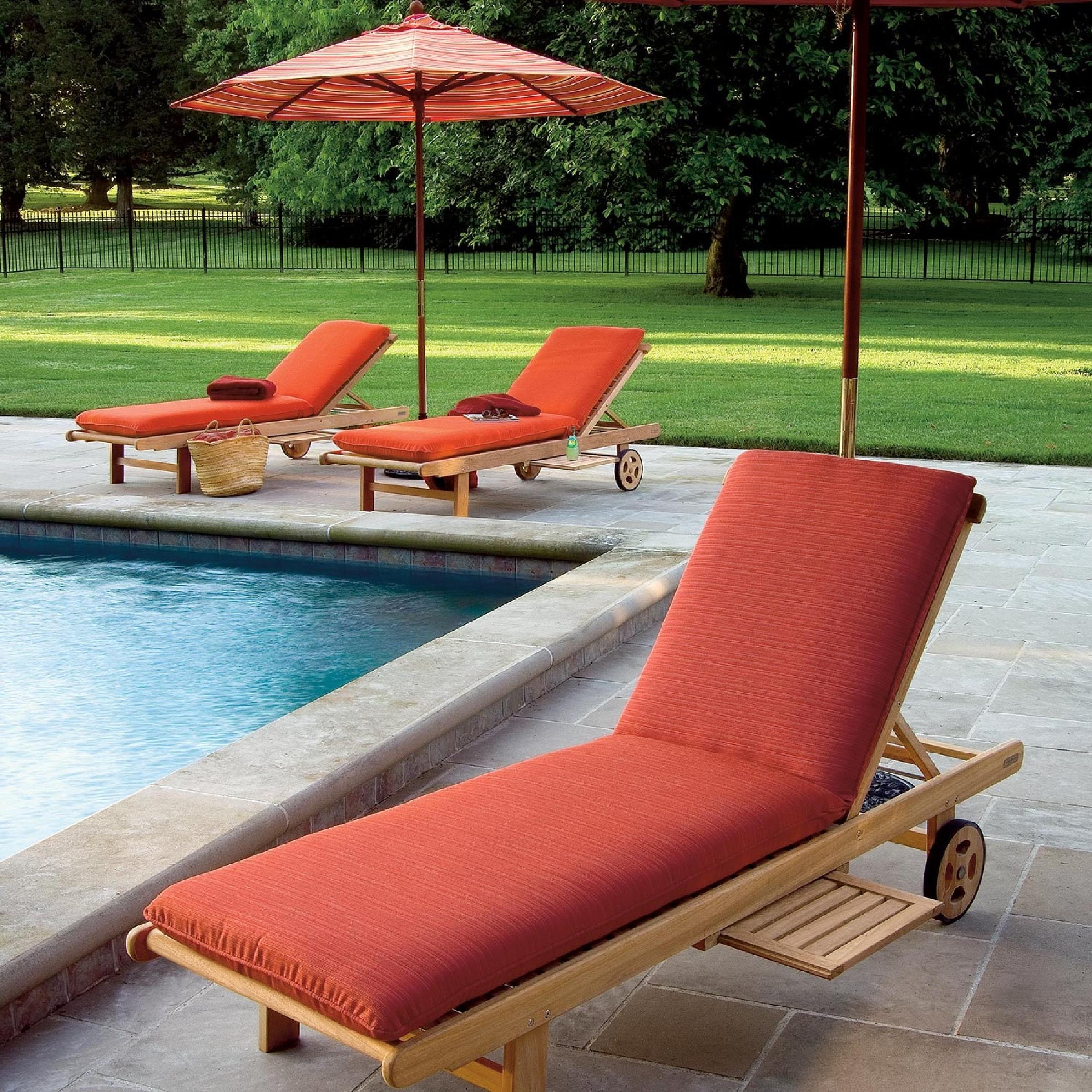 Oxford Chaise Lounge