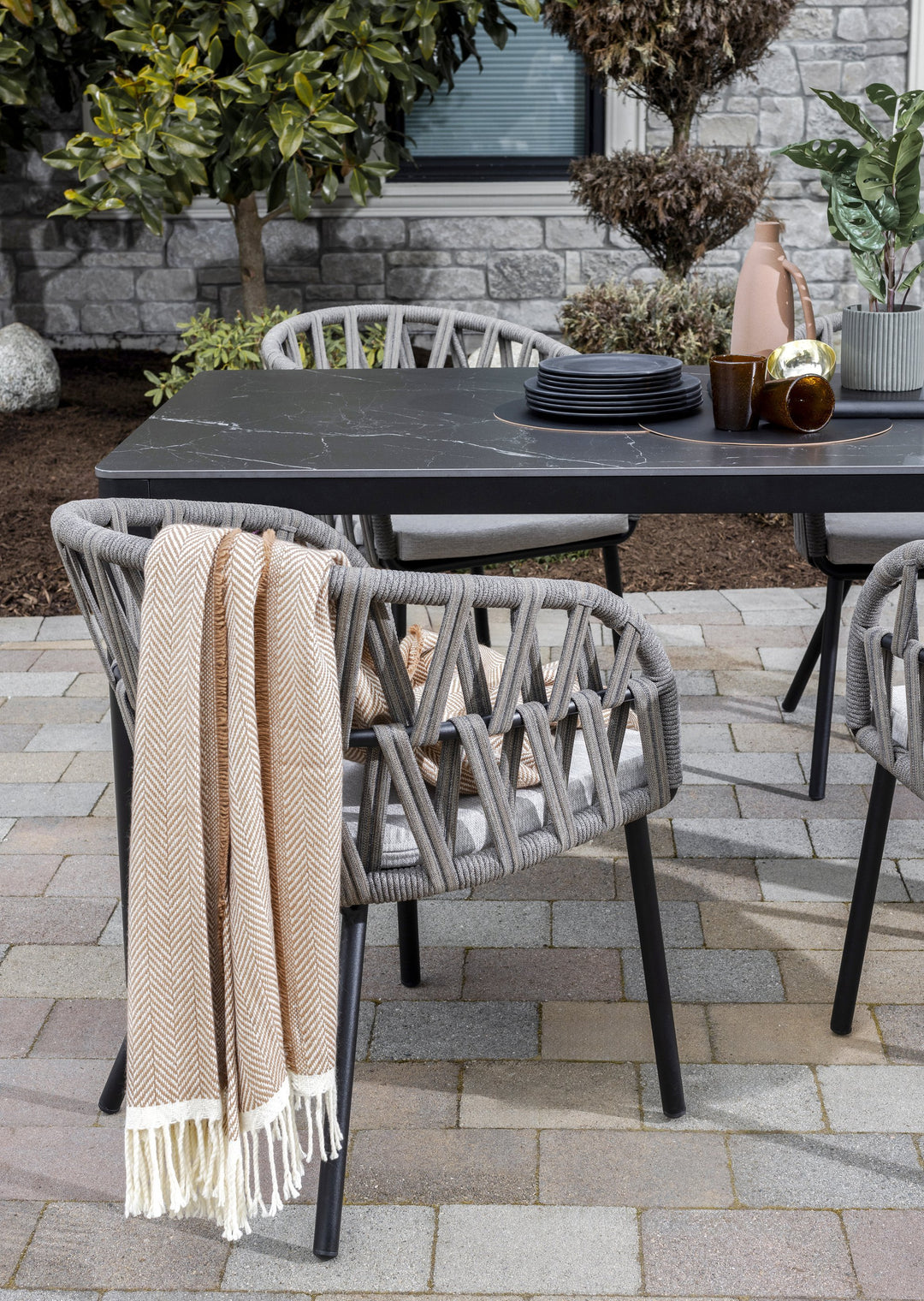 ratana-hamptons-dining-arm-chair-with-cushion-5