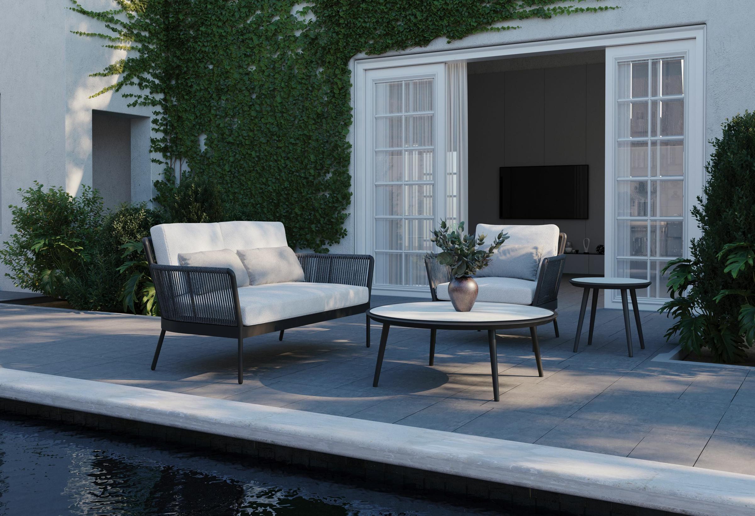 Nette Loveseat
