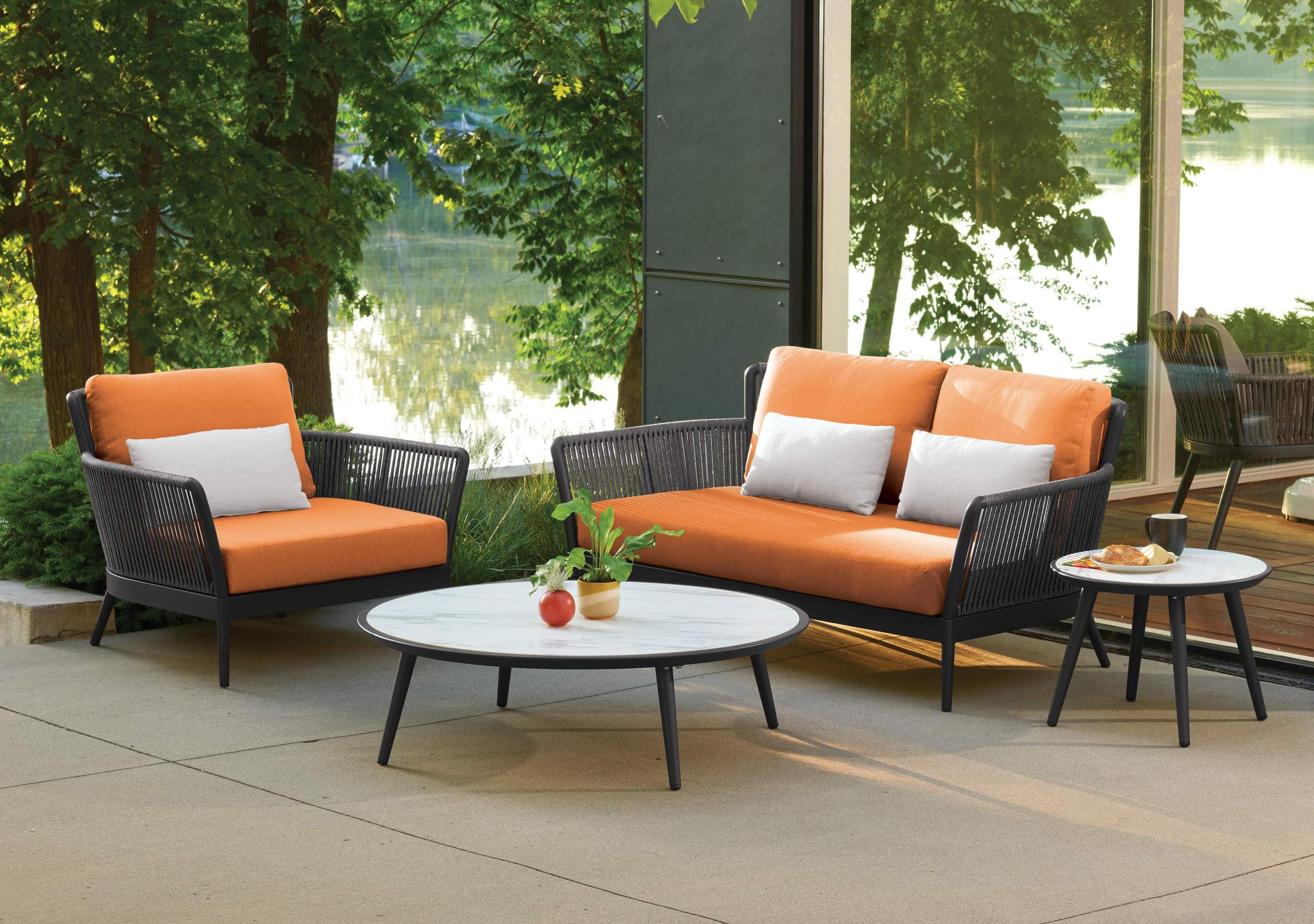 Nette Club Chair