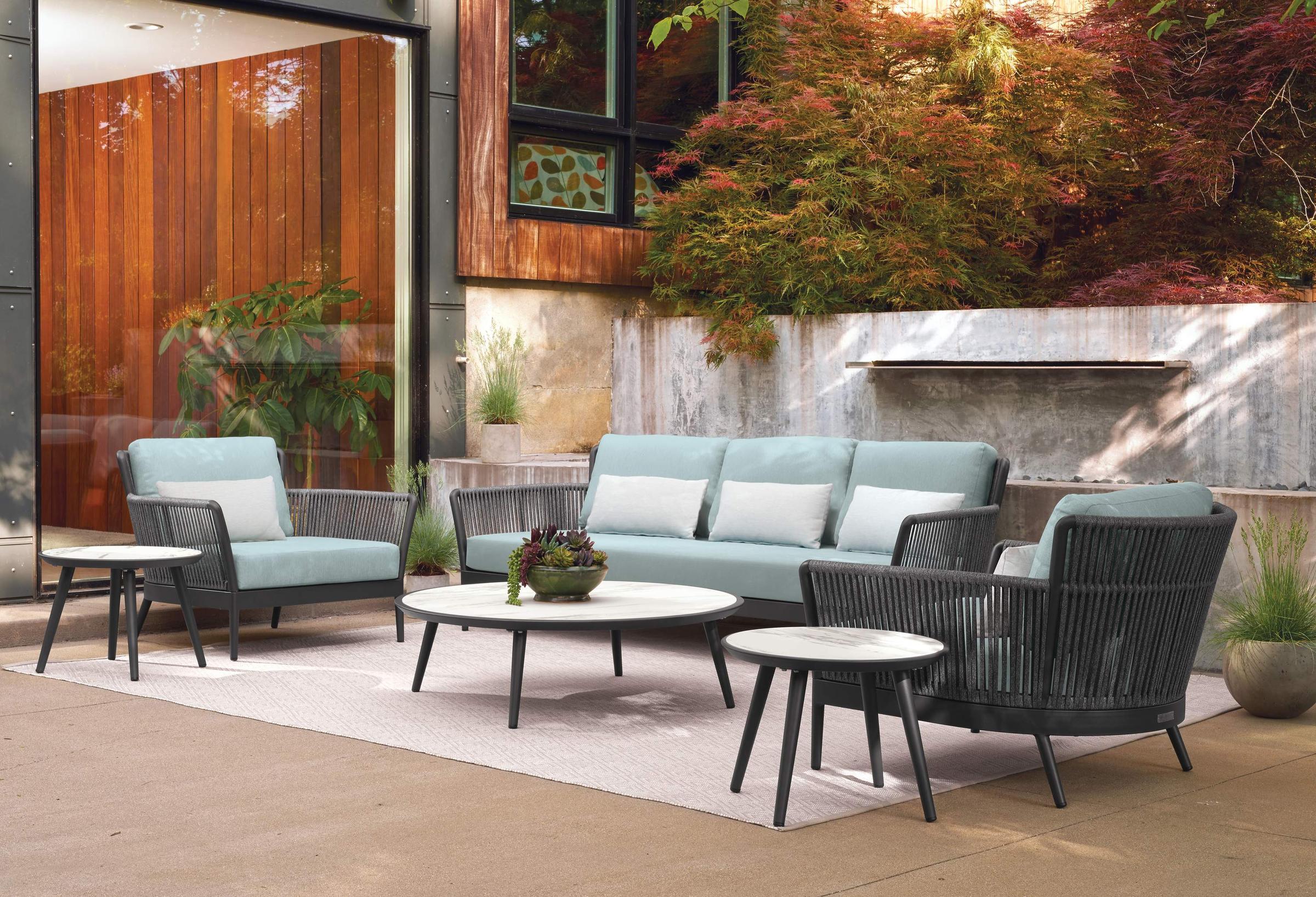 Nette Sofa
