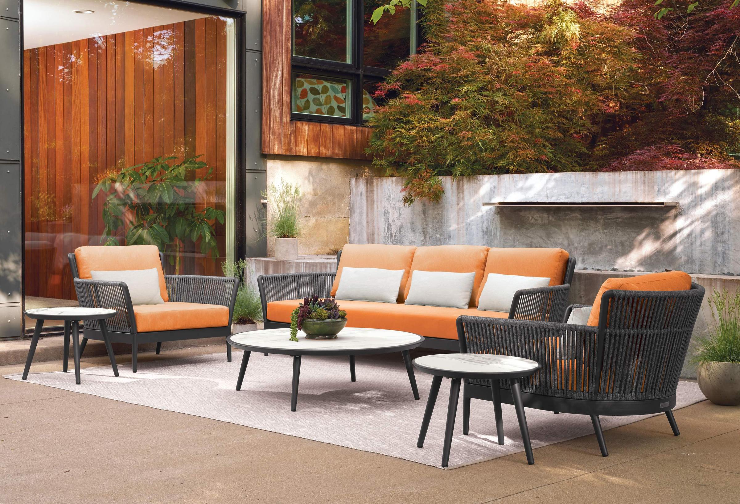 Nette Sofa