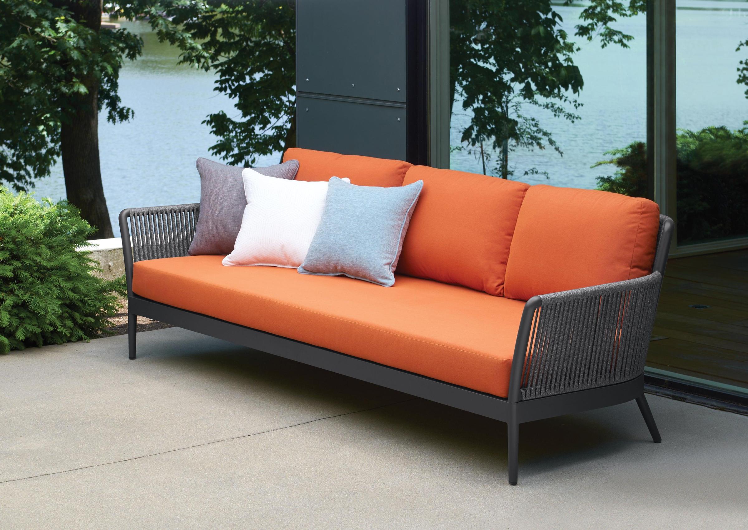 Nette Sofa