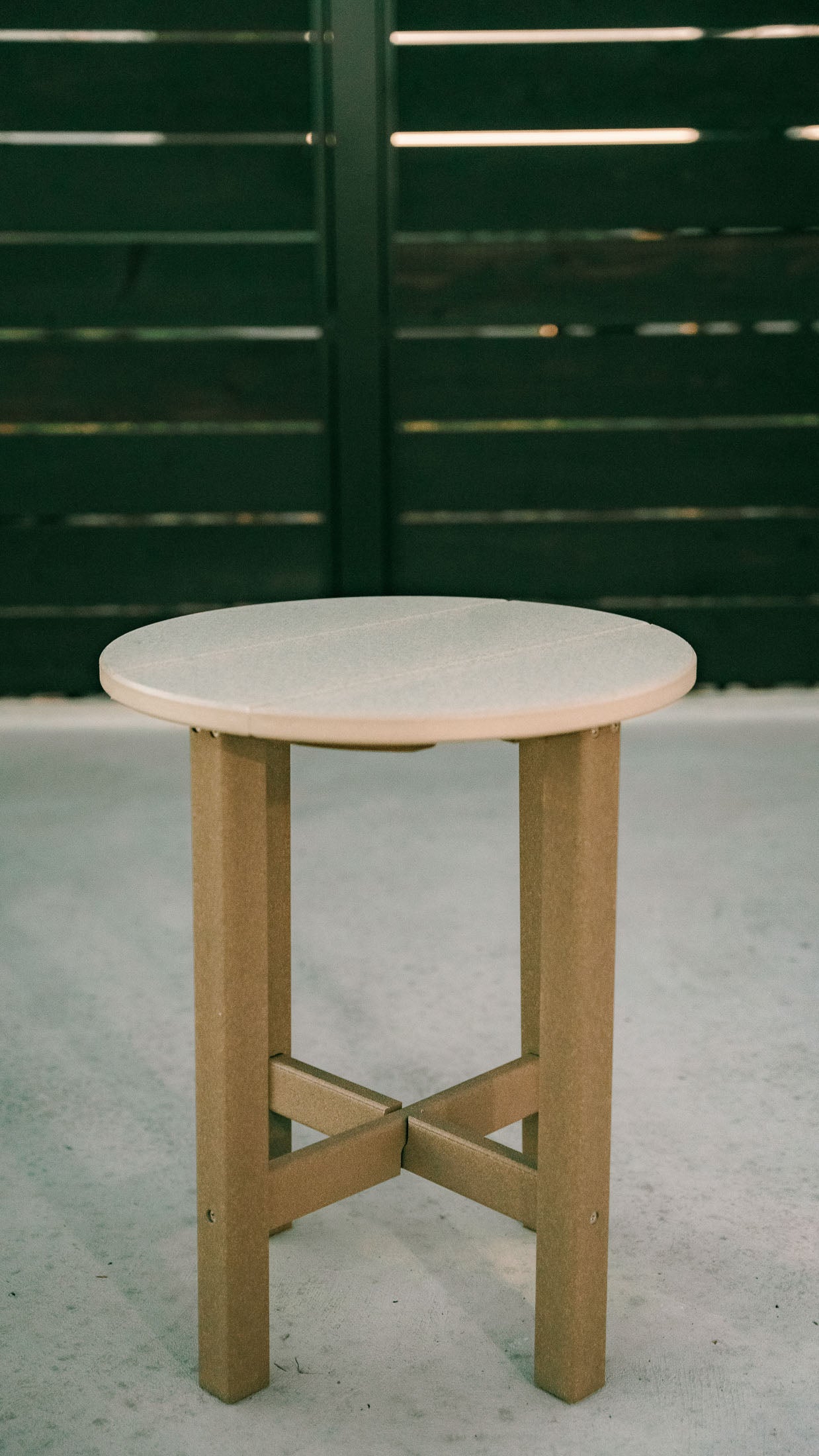 Round End Table