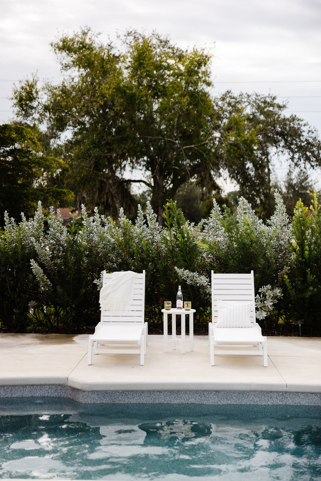 Chaise Lounge-Lifestyle Image