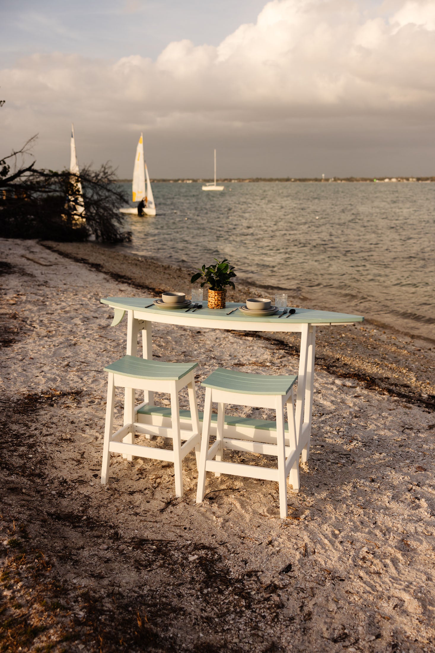 48" Surfboard Table - Bar Height