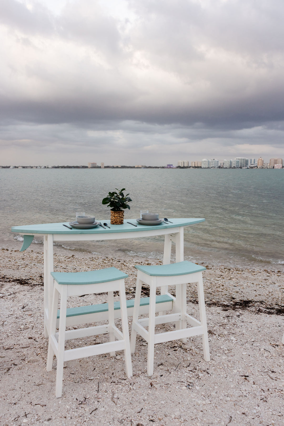 Saddle Stool - Bar Height