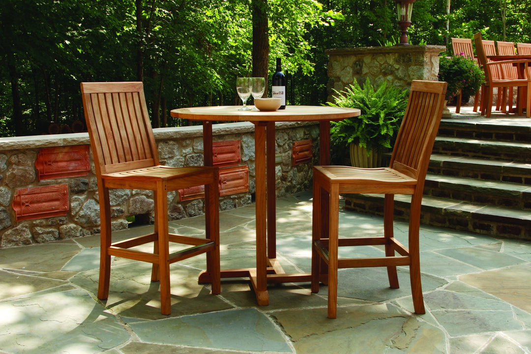 Three Birds Casual Monterey