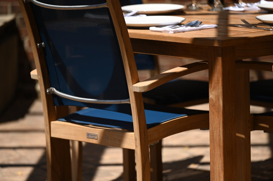 Three Birds Casual Riviera