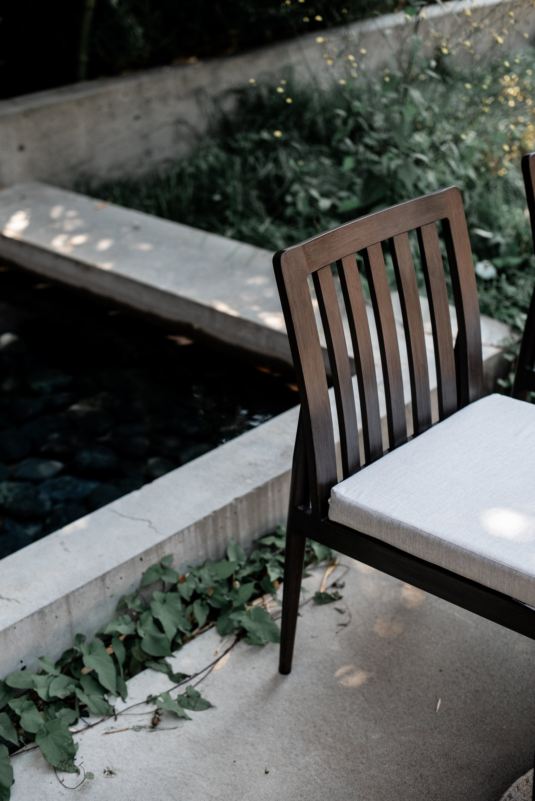 ratana-bolano-dining-side-chair-with-seat-cushion-11