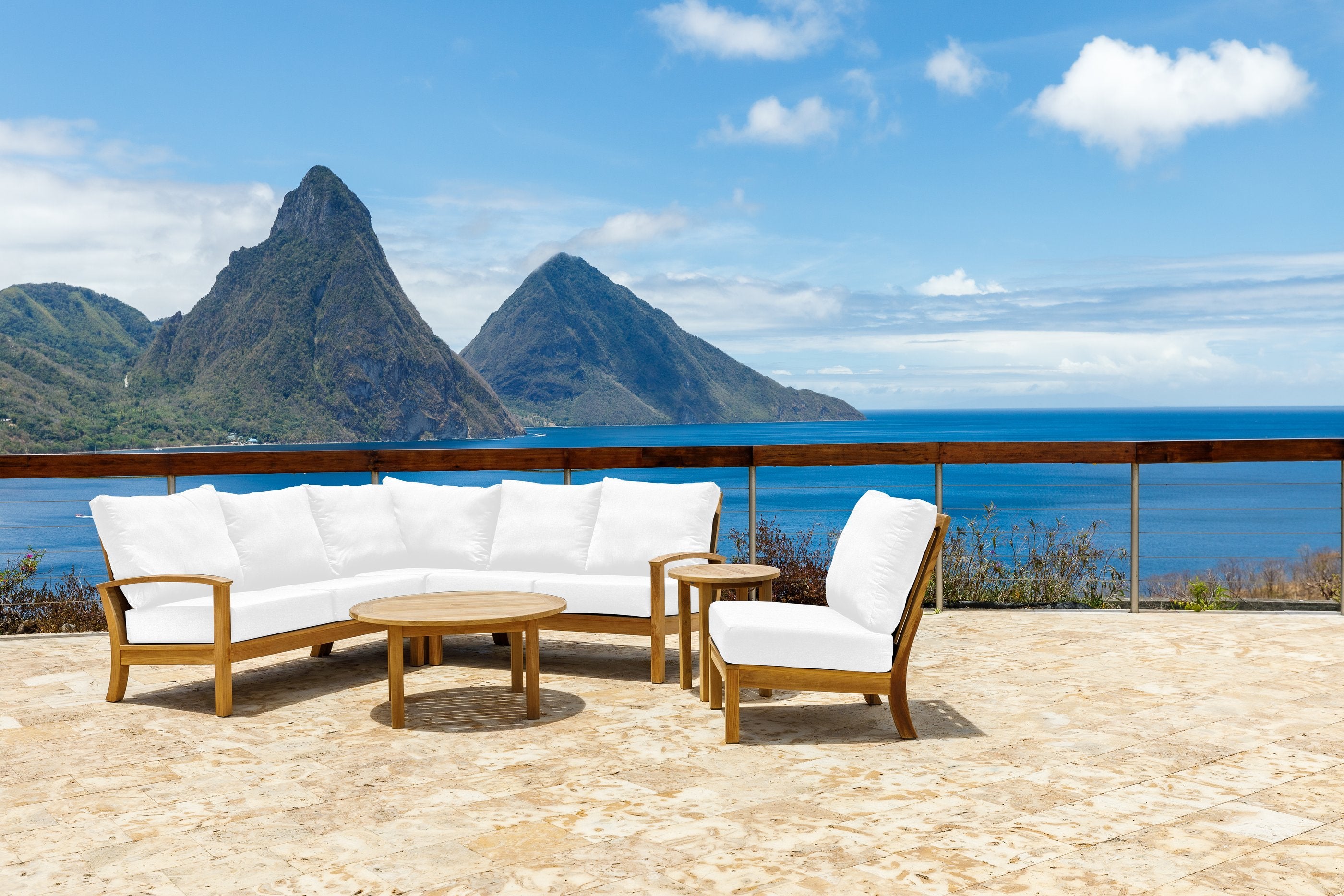 Three Birds Casual St.+Lucia