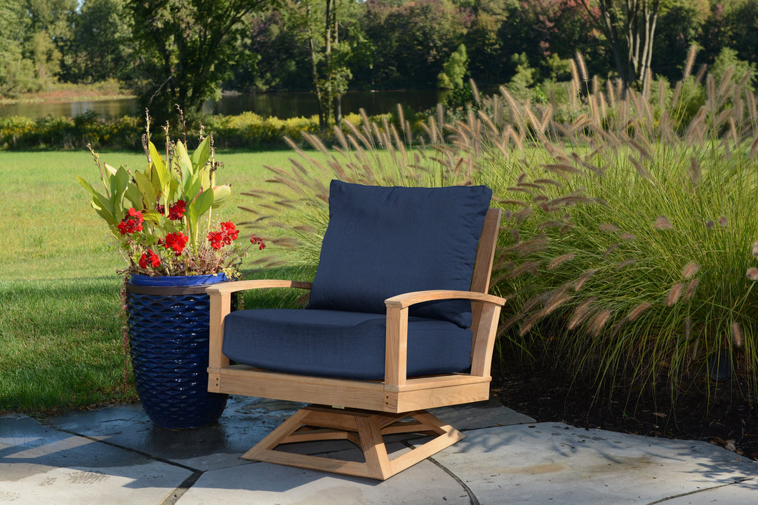 Three Birds Casual St.+Lucia