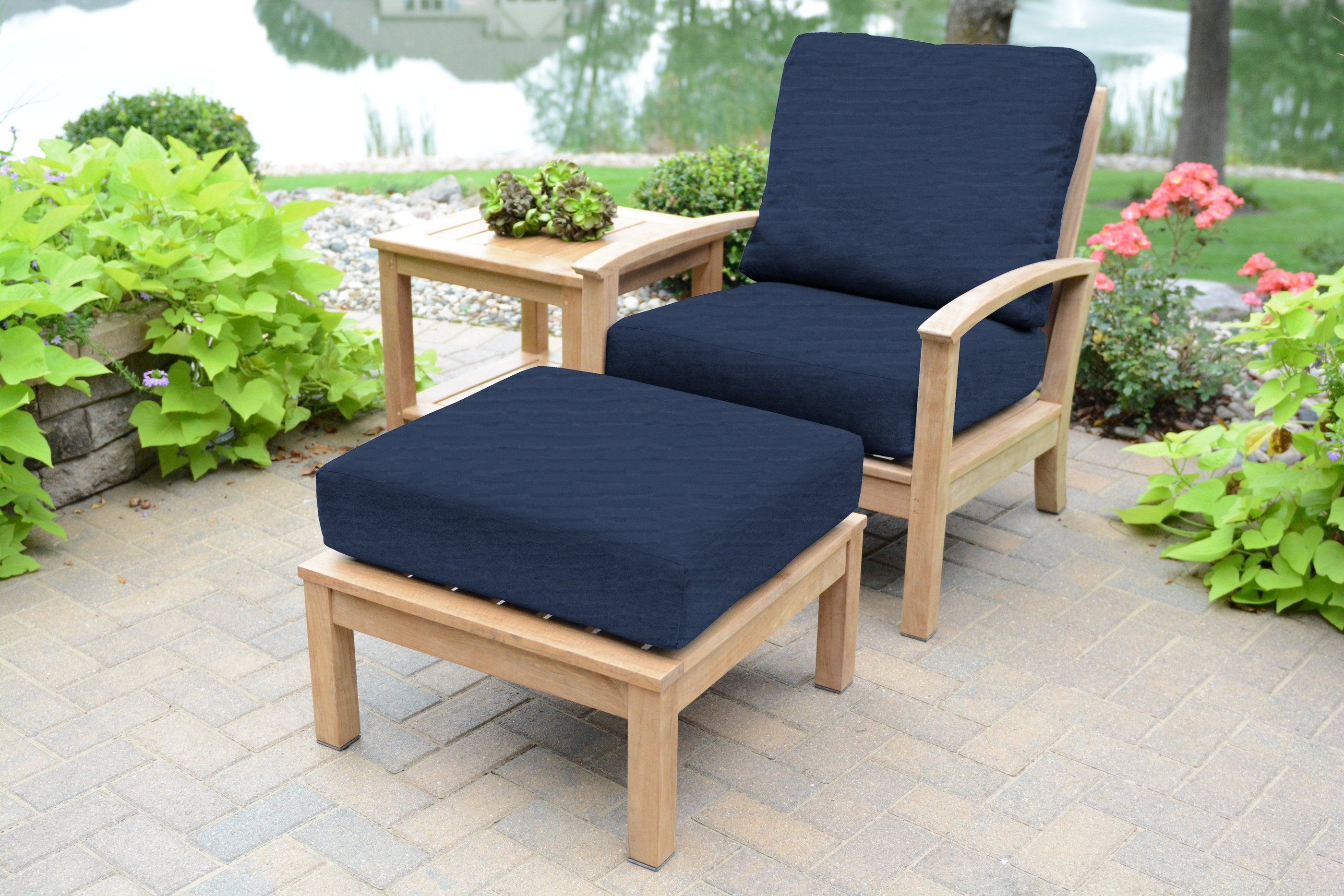 Three Birds Casual St.+Lucia