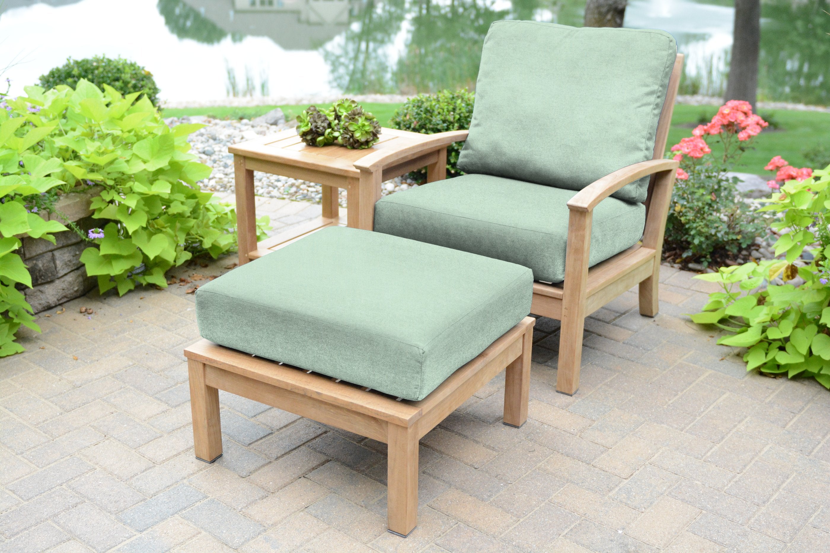 Three Birds Casual St.+Lucia