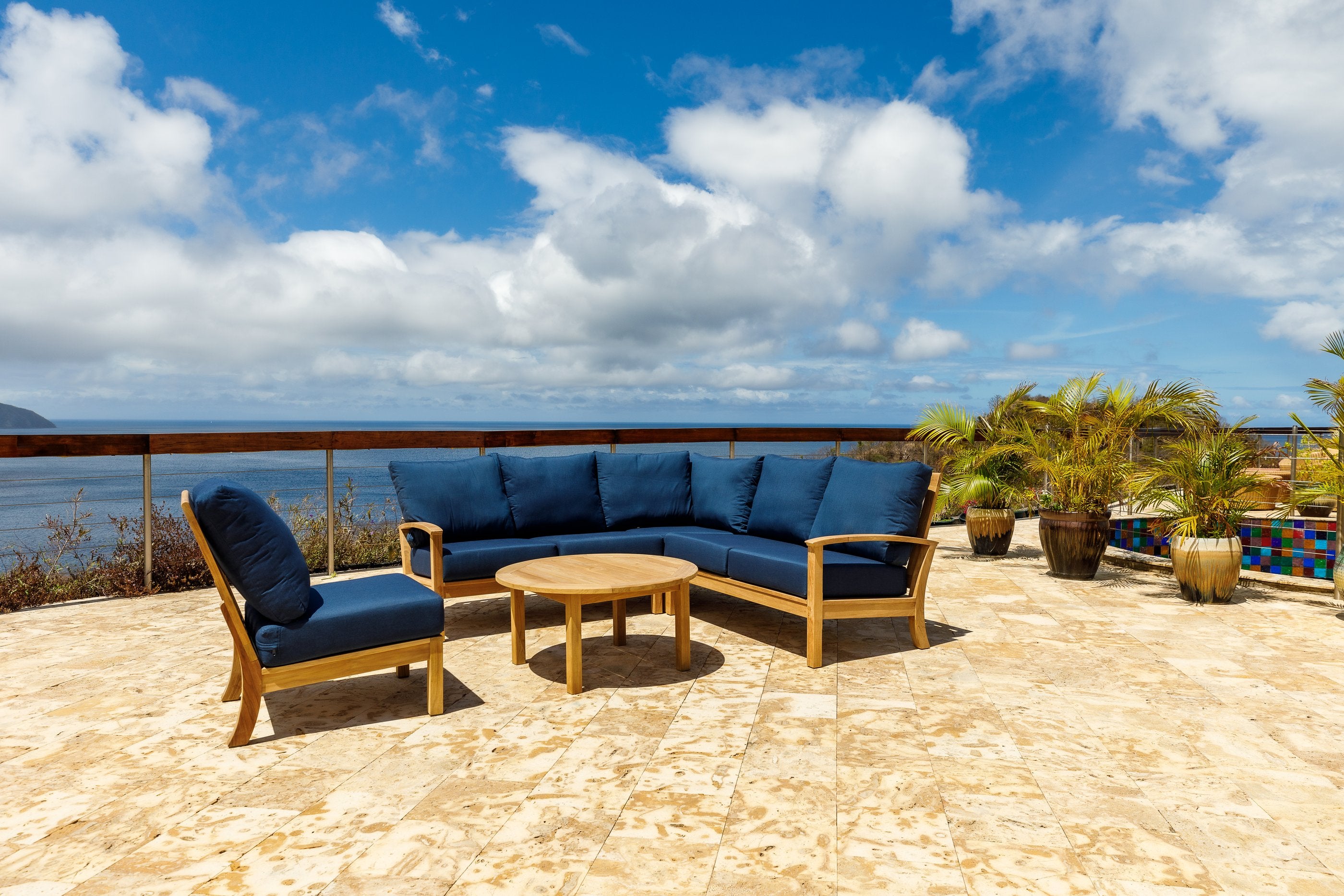 Three Birds Casual St.+Lucia