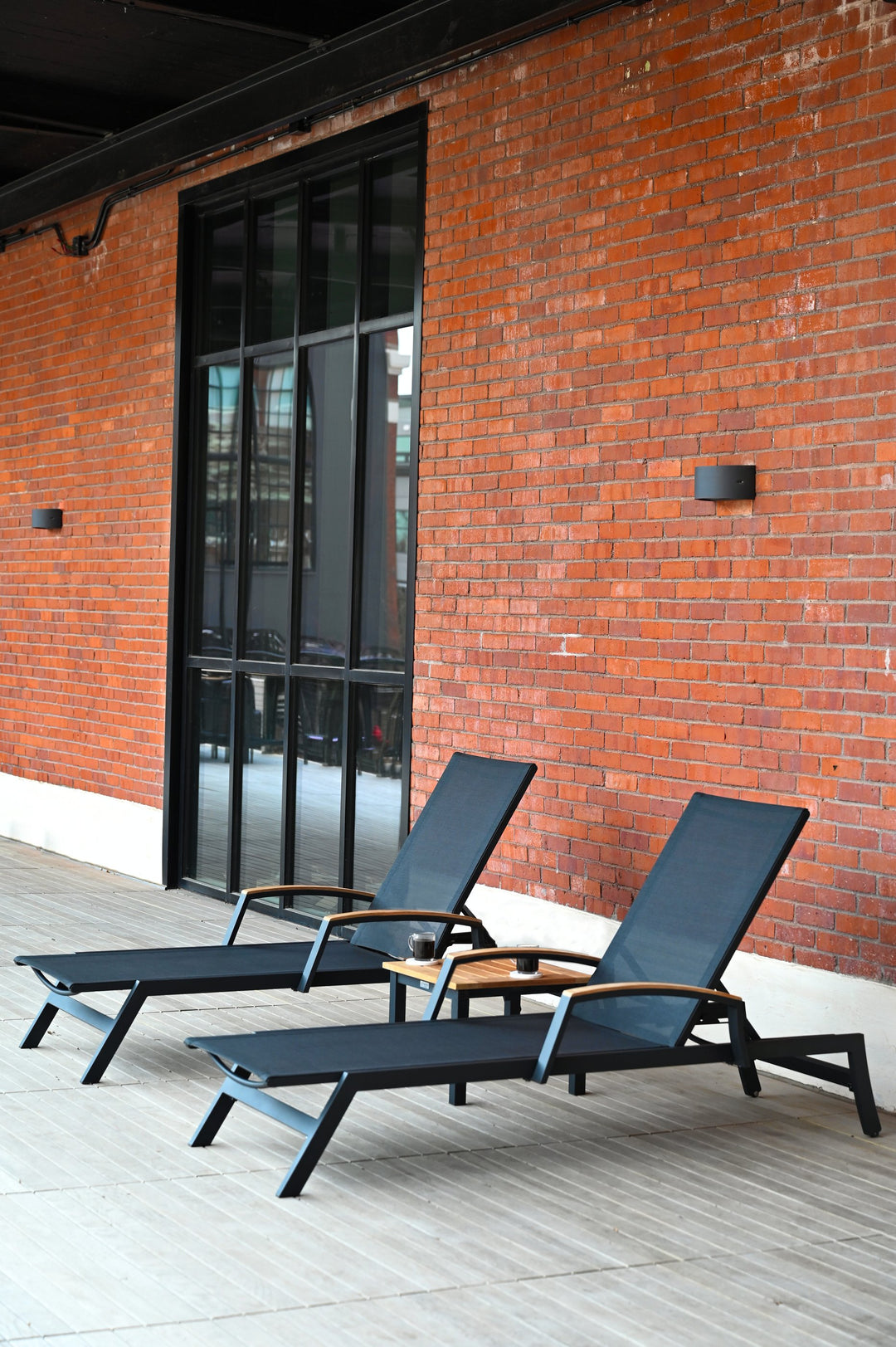 Three Birds Casual Tribeca