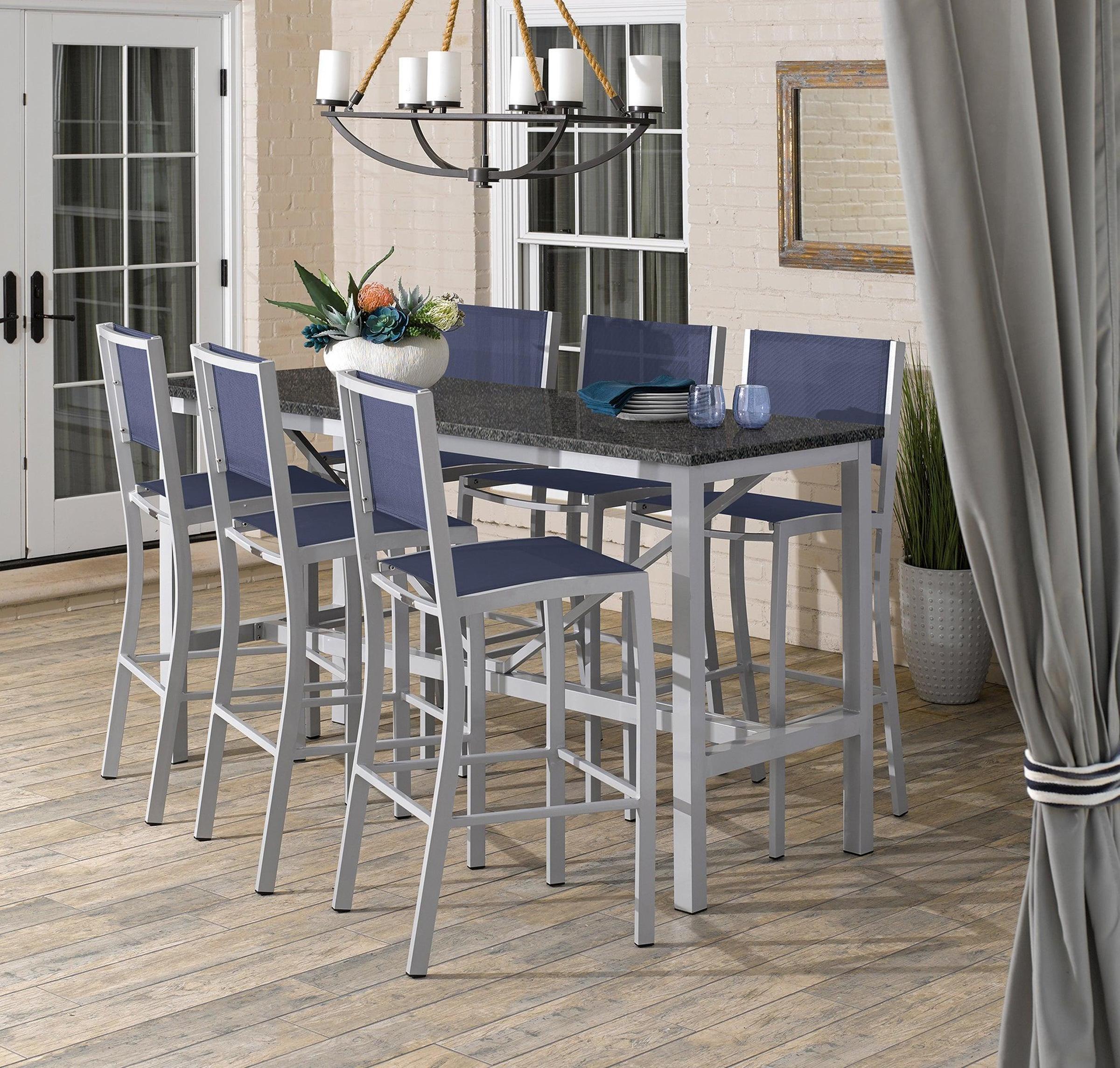 Travira Bar Chair