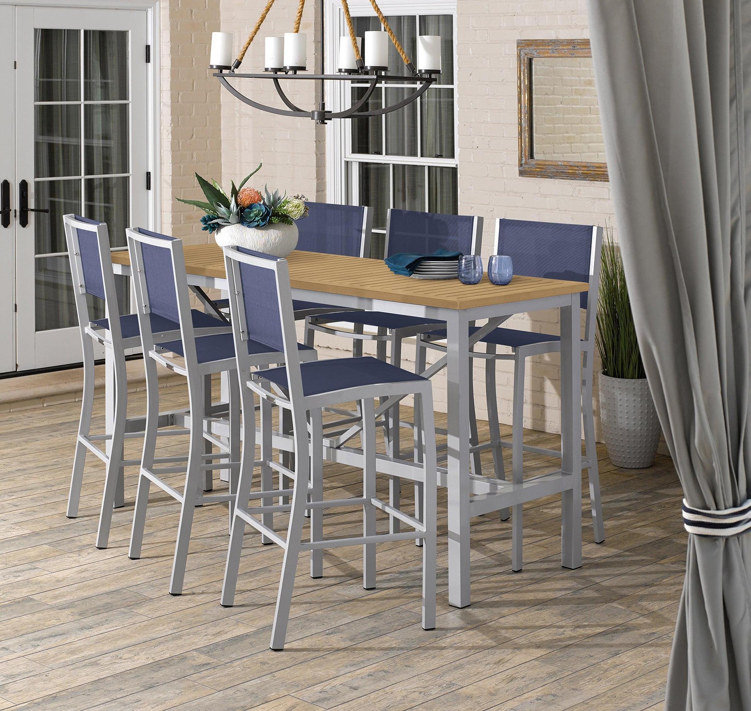 Travira Bar Chair