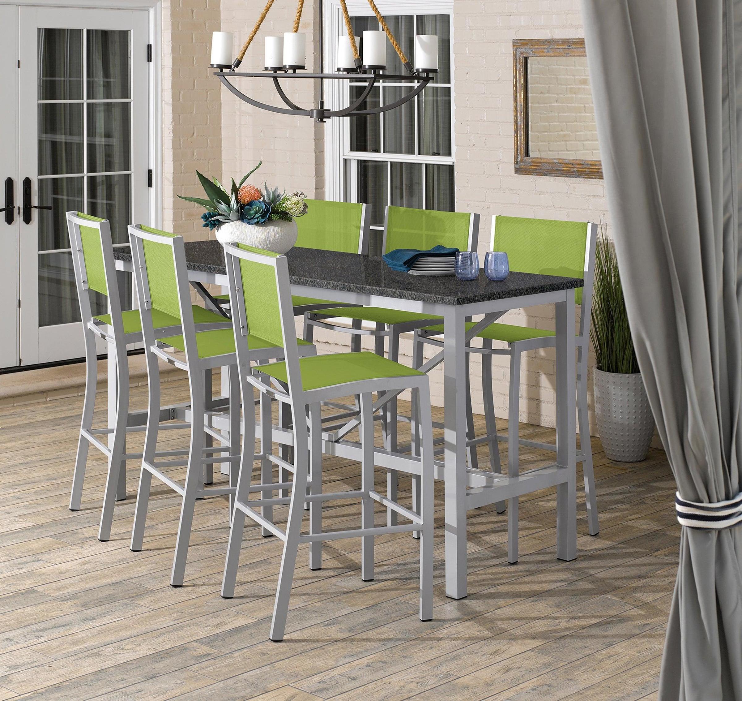 Travira Bar Chair