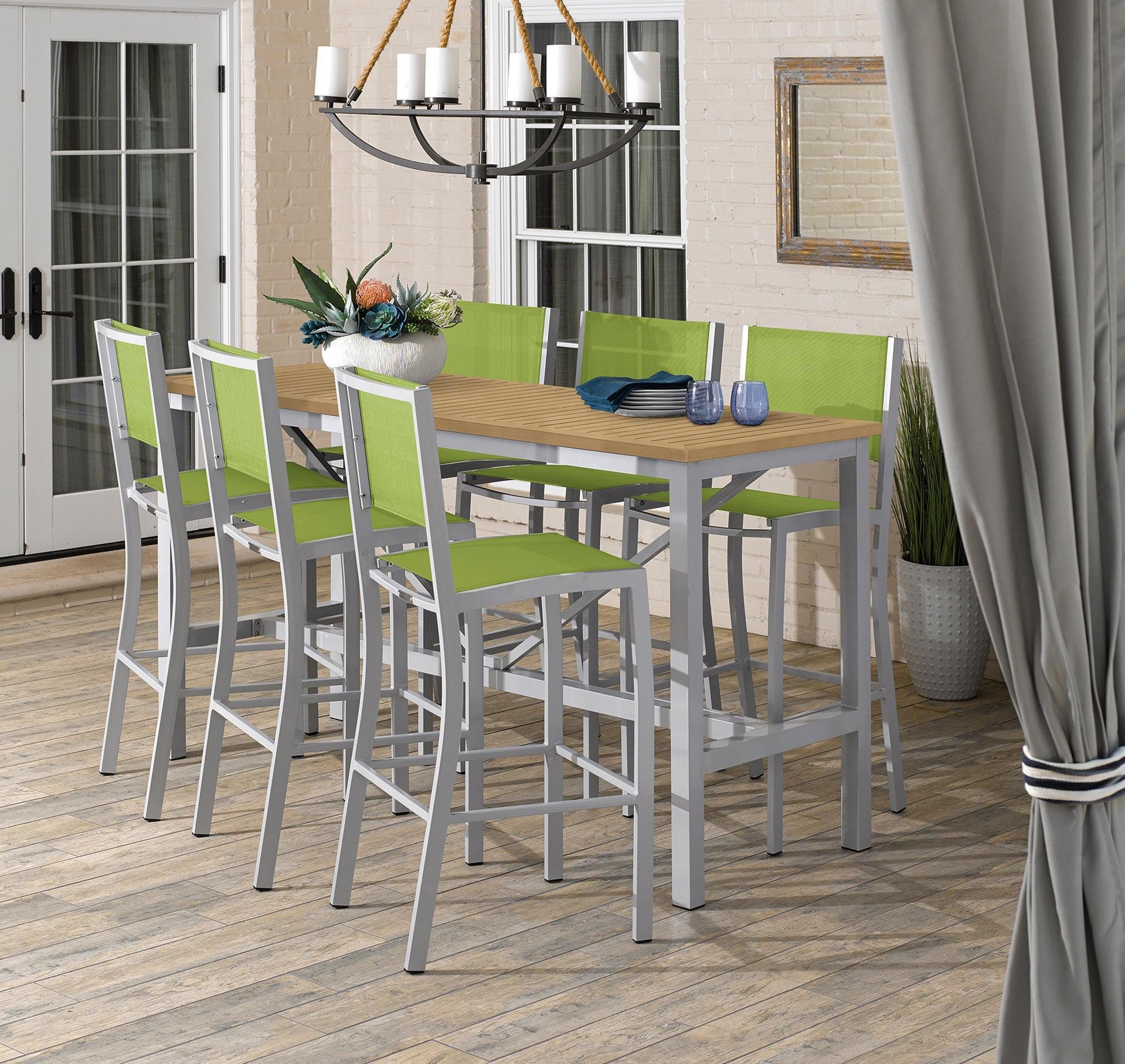 Travira Bar Chair