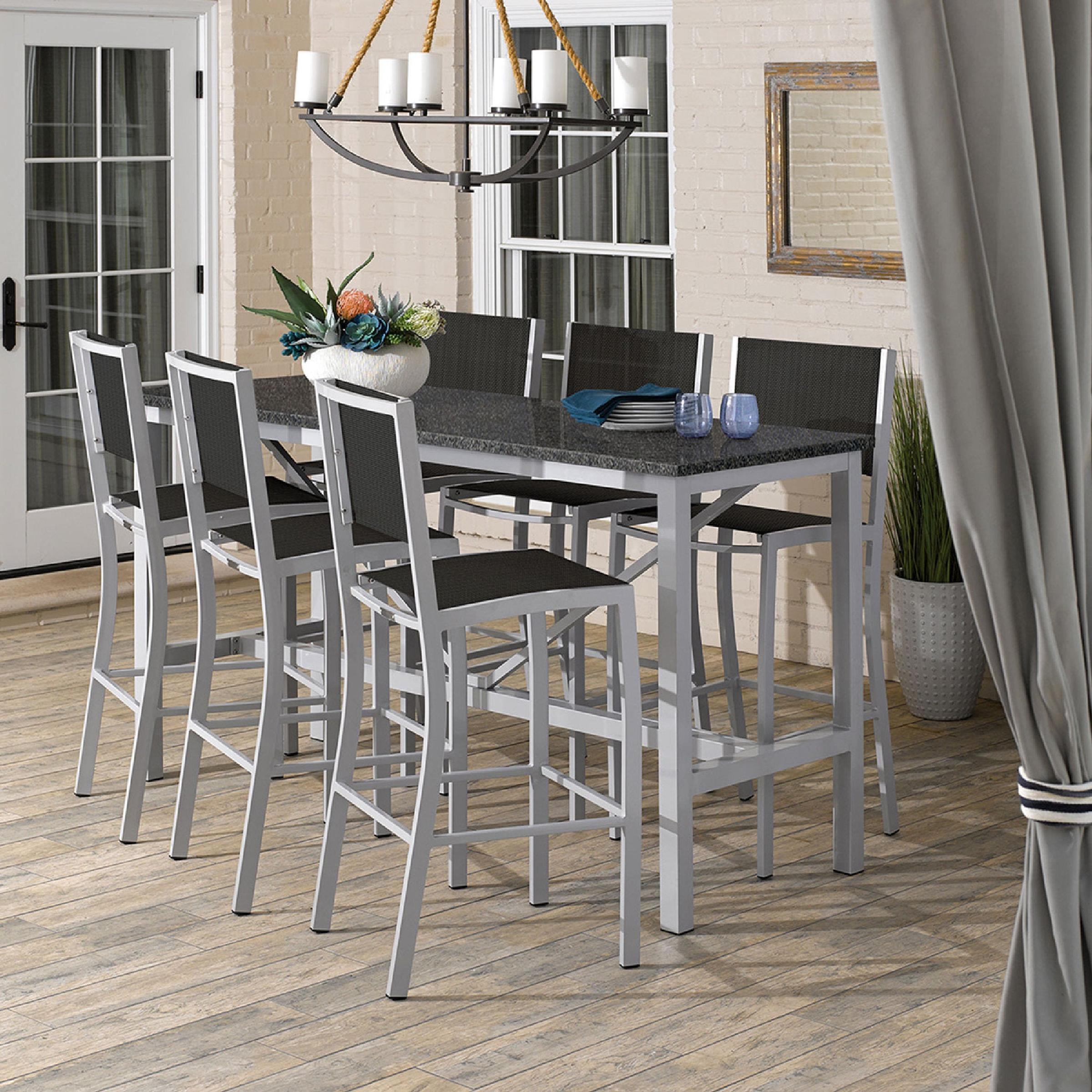 Travira Bar Chair