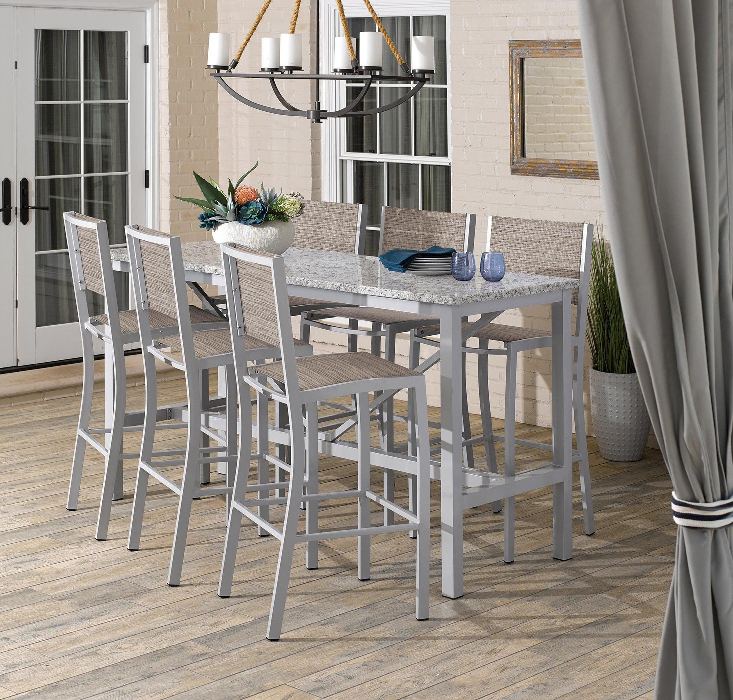 Travira Bar Chair