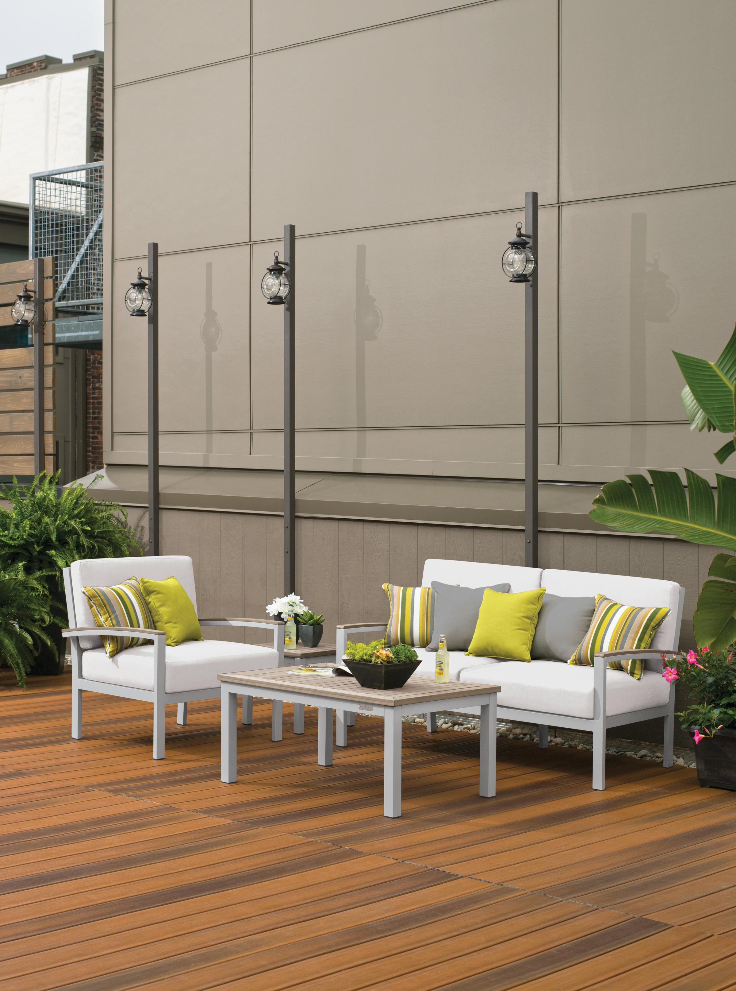 Travira Club Chair