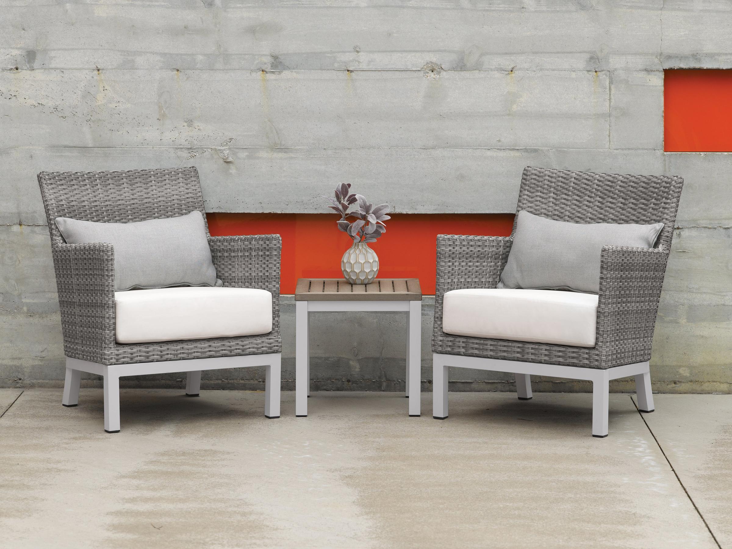 Travira End Table