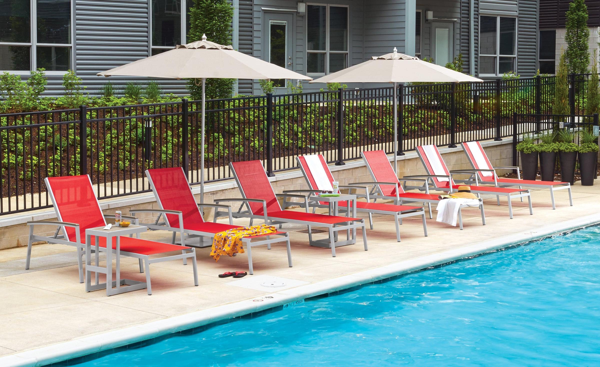 Travira Sling Chaise Lounge - Set Of 2