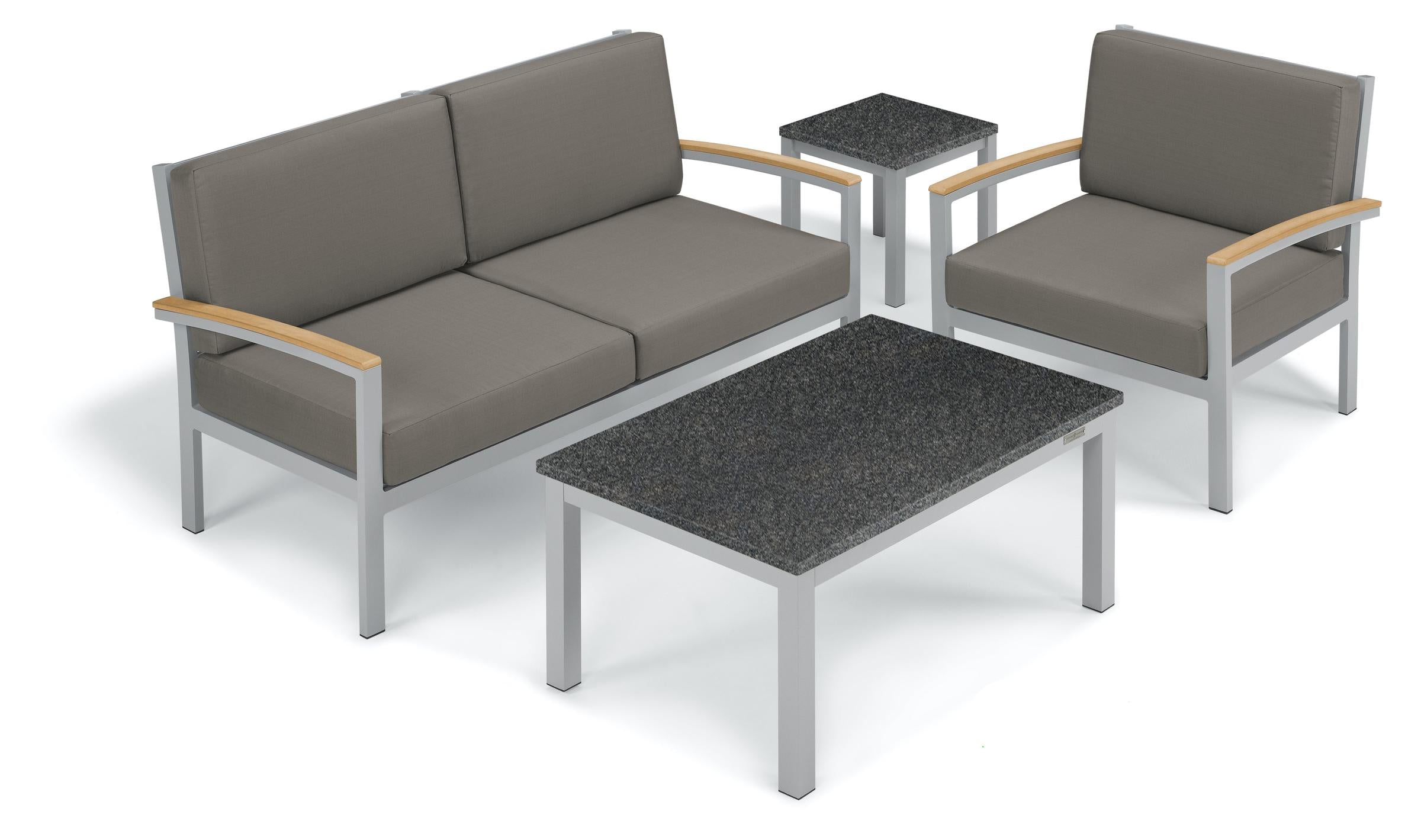 Travira Loveseat