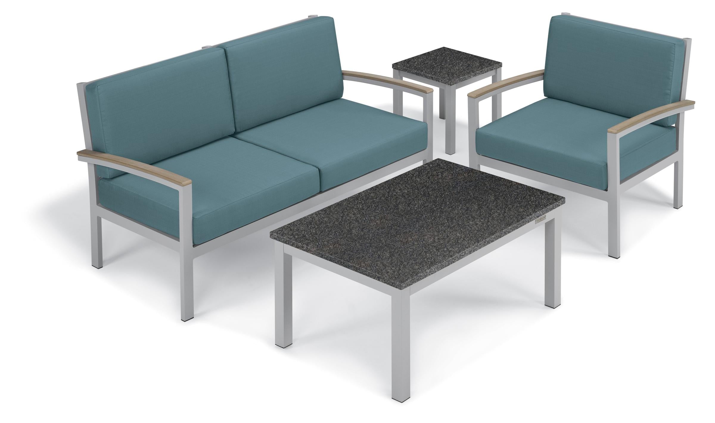 Travira Loveseat