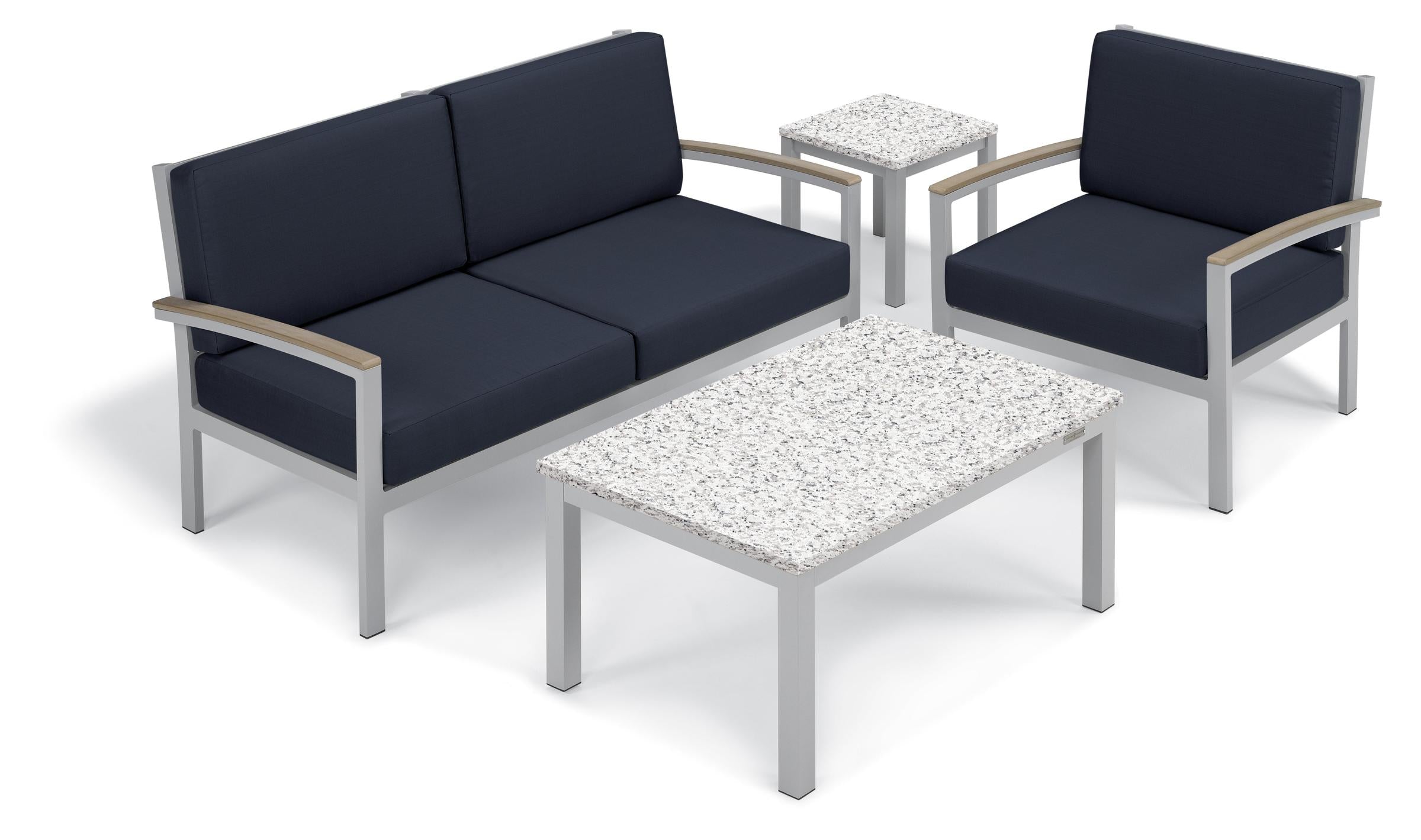 Travira Loveseat
