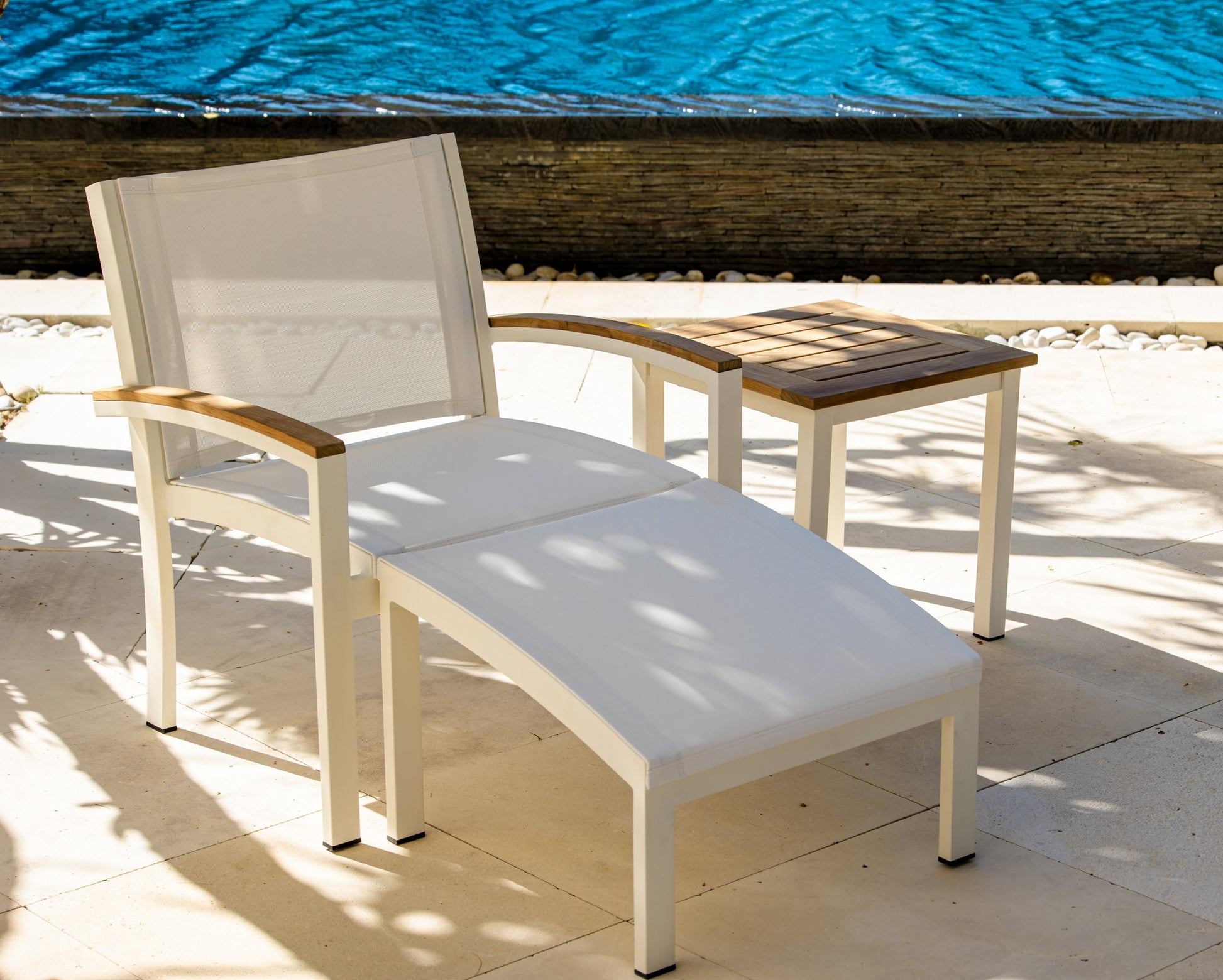 Three Birds Casual SoHo-Lifestyle Image