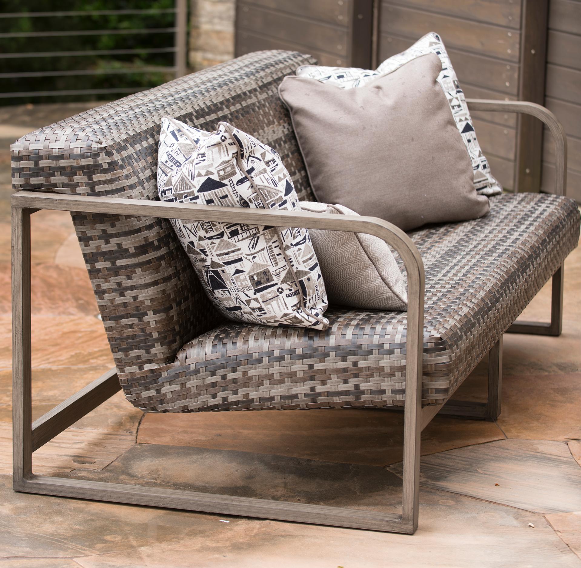 Reunion Loveseat