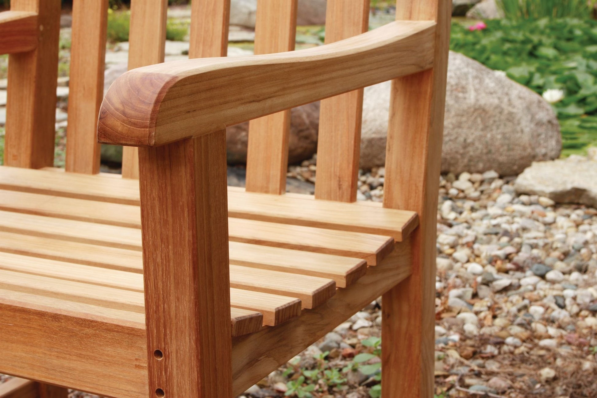 Three Birds Casual Classic