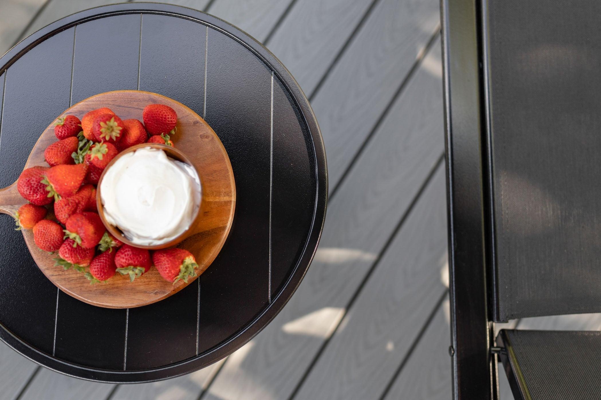 '-Berlin Gardens-Murphy End Table-Pangaea Patio