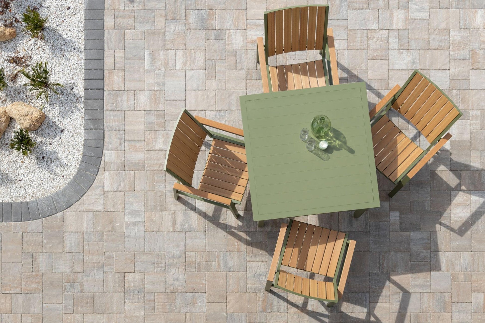 -Berlin Gardens-Vida 44" Square Dining Table Aluminum Top-Pangaea Patio-Lifestyle Image