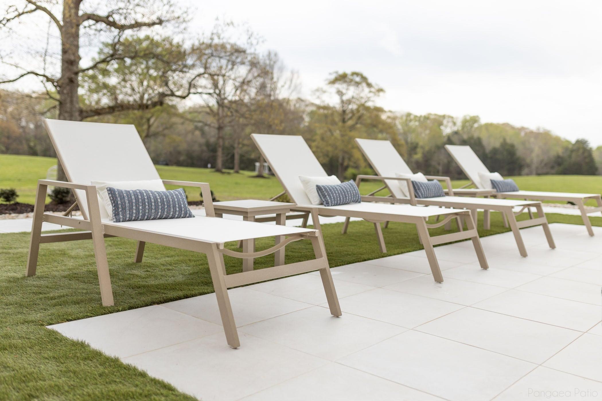 '-Berlin Gardens-Vida End Table Bar Height-Pangaea Patio