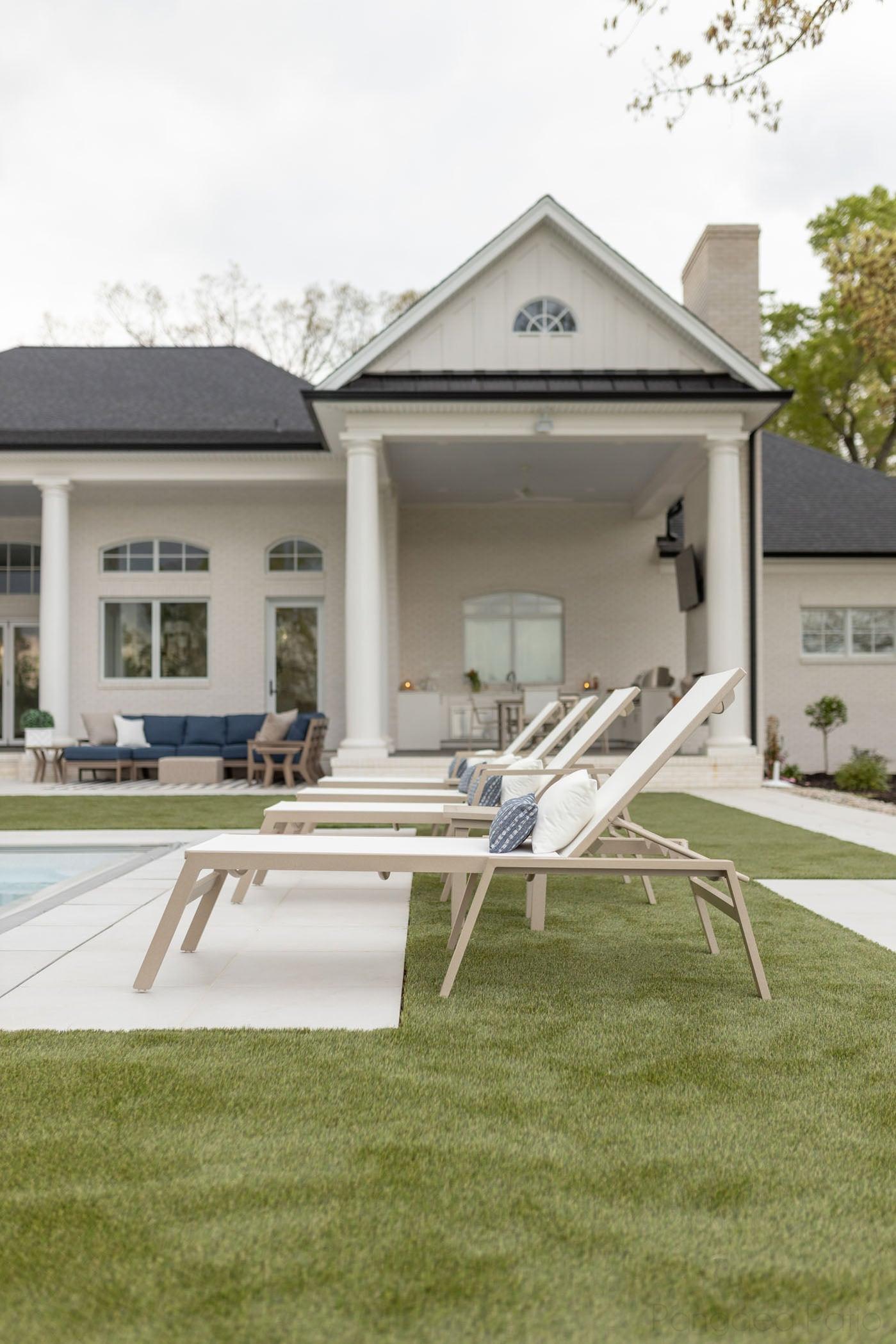 '-Berlin Gardens-Vida Sling Chaise Lounge With Arms-Pangaea Patio