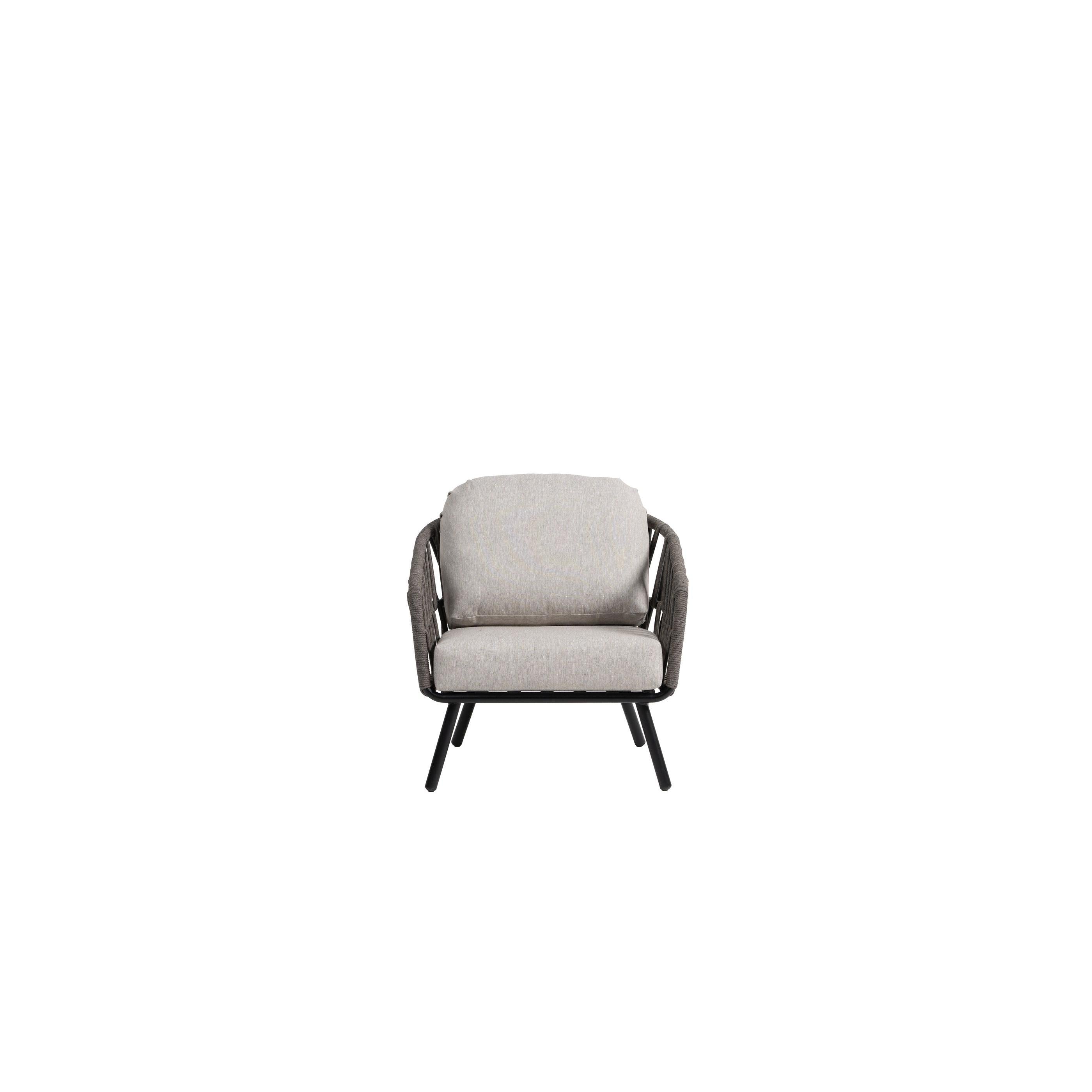 ratana-hamptons-deep-seating-club-chair-2